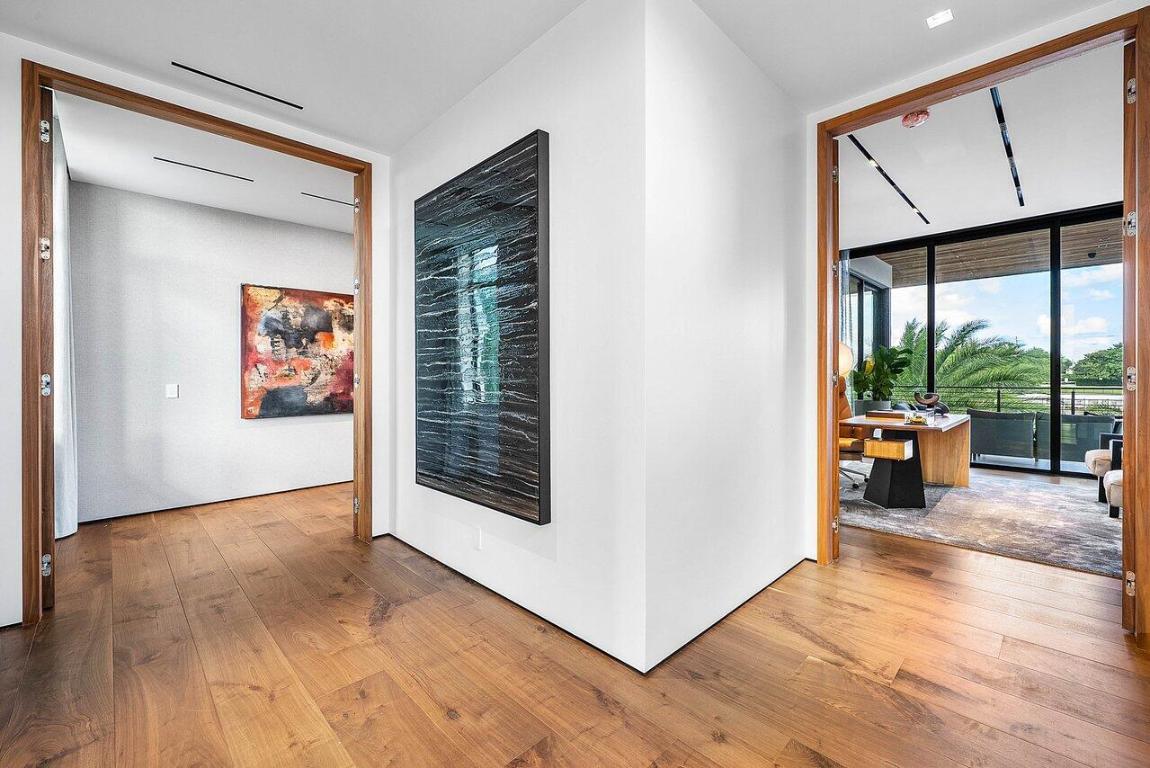 VENETIAN ISLES 3RD SEC - Residential