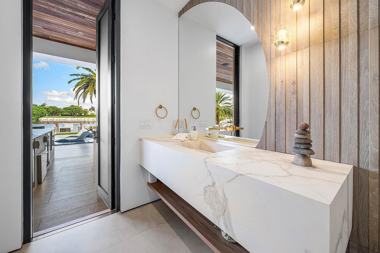 VENETIAN ISLES 3RD SEC - Residential