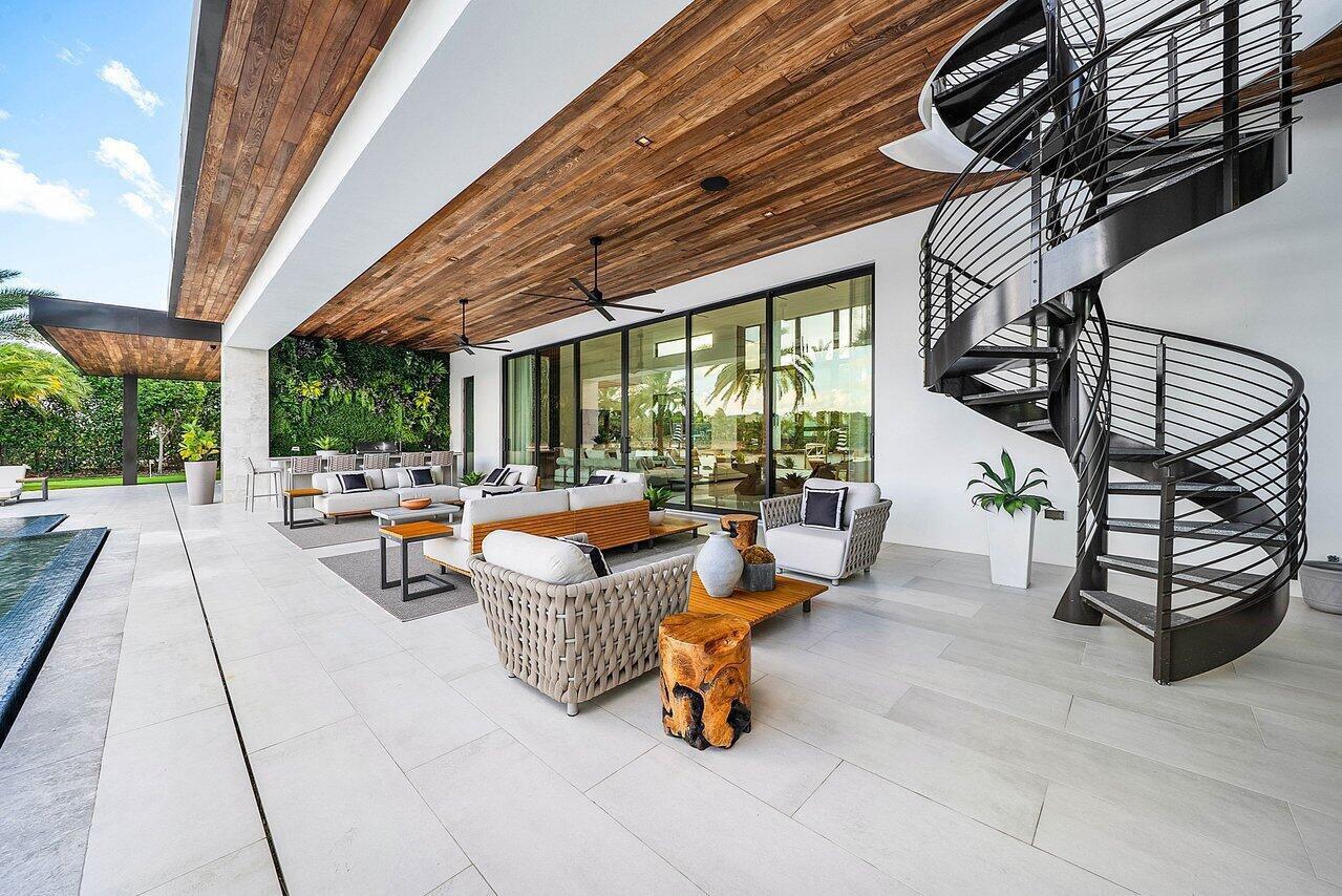 VENETIAN ISLES 3RD SEC - Residential