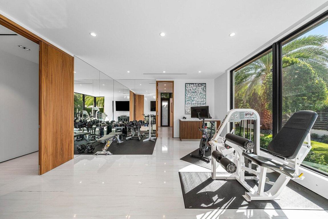 VENETIAN ISLES 3RD SEC - Residential