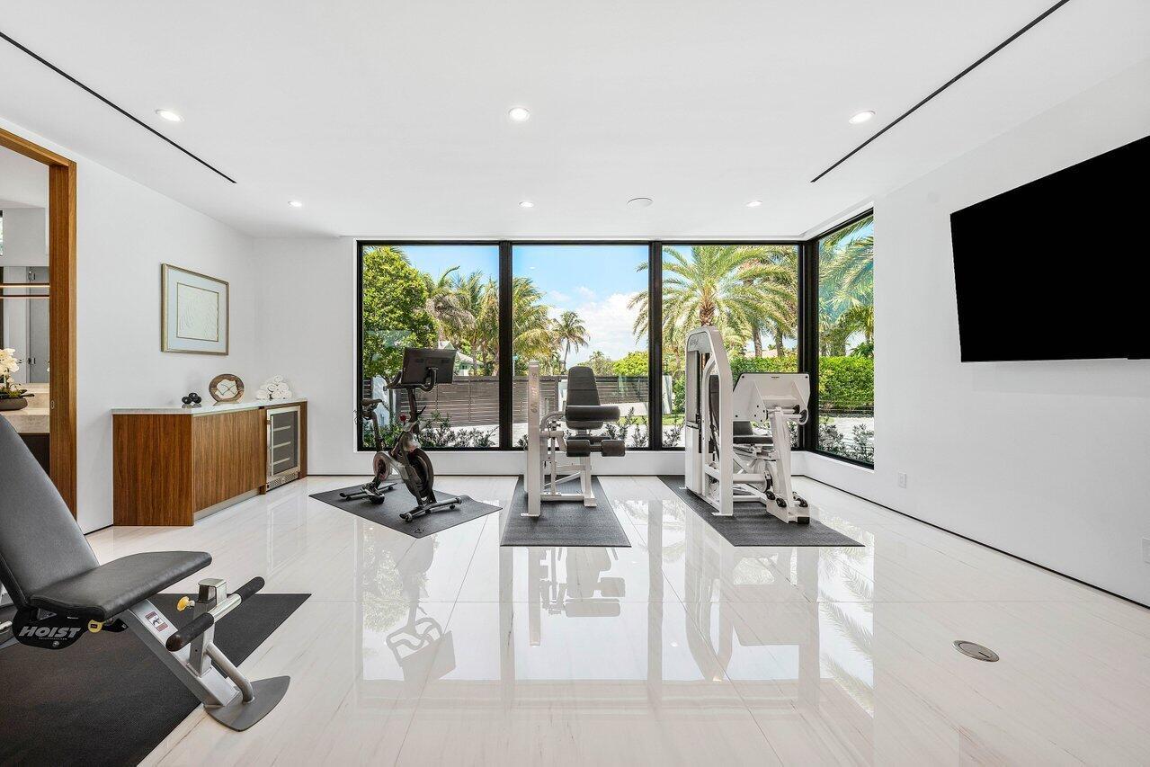 VENETIAN ISLES 3RD SEC - Residential