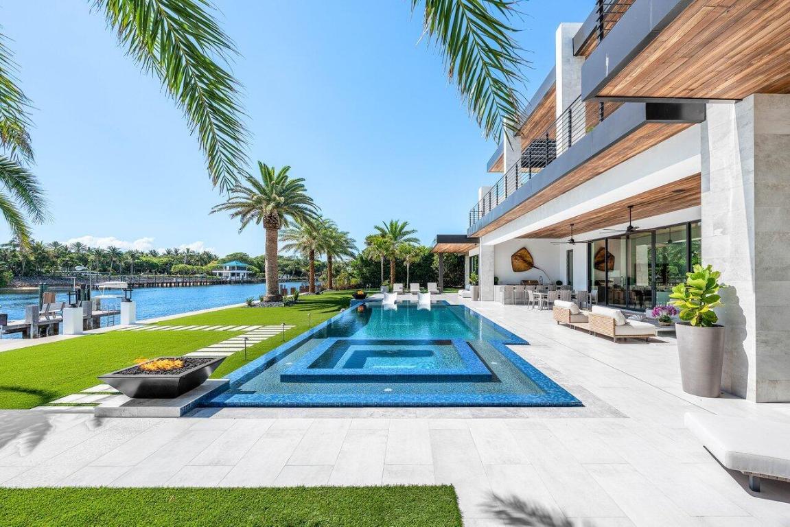 VENETIAN ISLES 3RD SEC - Residential