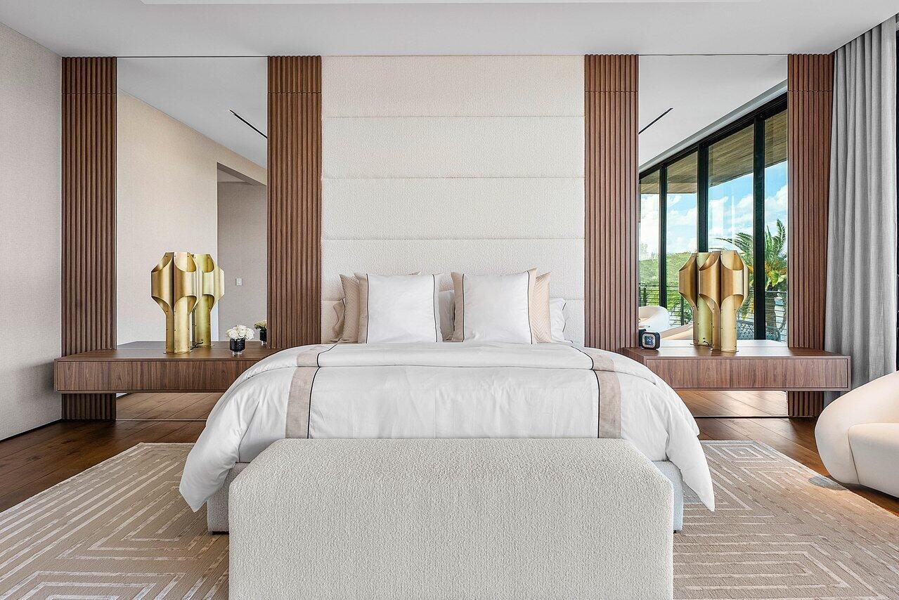 VENETIAN ISLES 3RD SEC - Residential