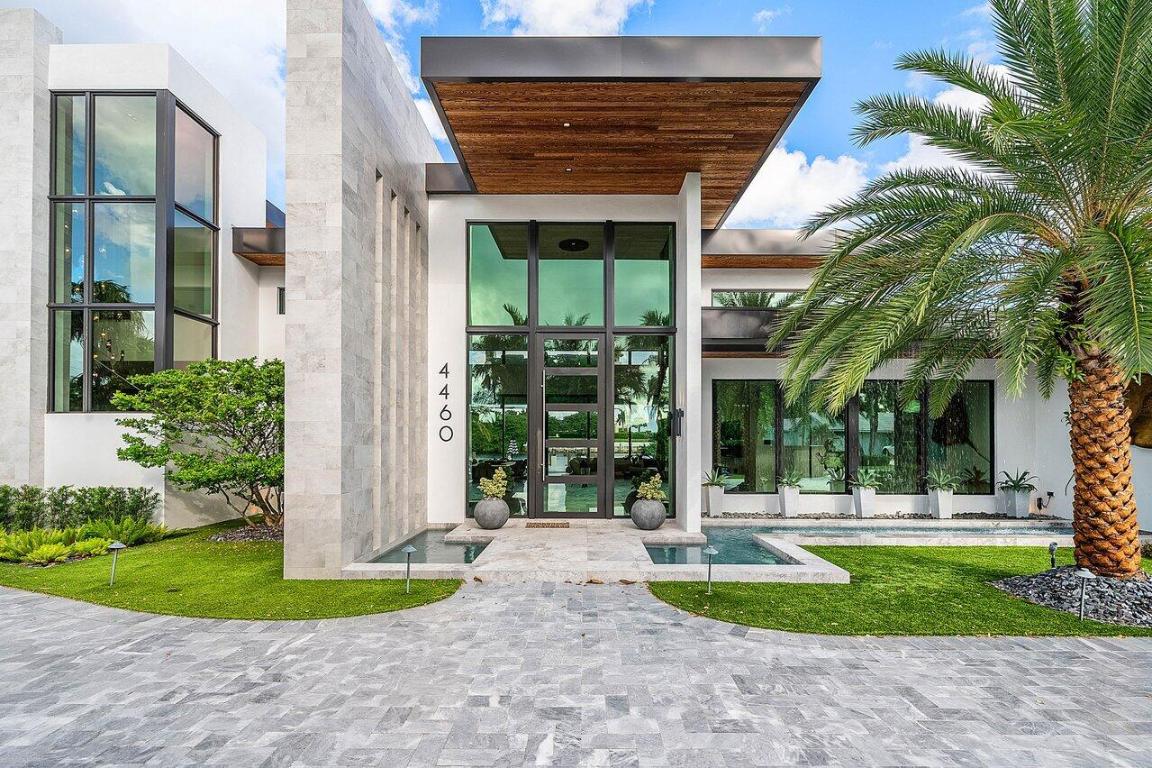 VENETIAN ISLES 3RD SEC - Residential