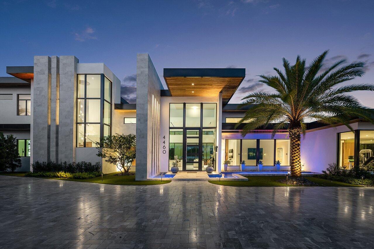 VENETIAN ISLES 3RD SEC - Residential