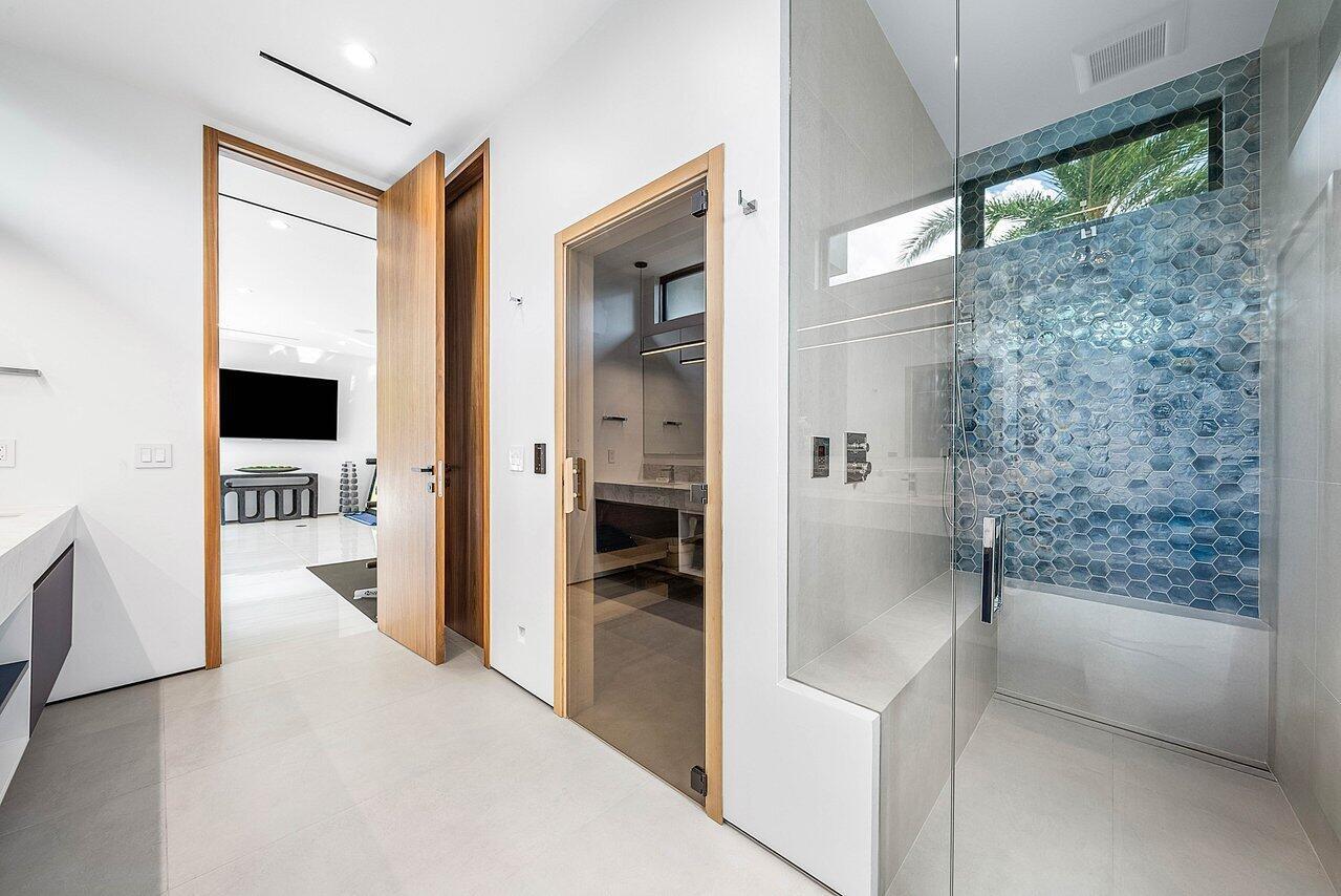 VENETIAN ISLES 3RD SEC - Residential