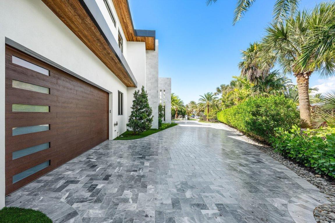 VENETIAN ISLES 3RD SEC - Residential