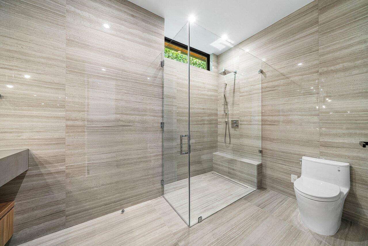 VENETIAN ISLES 3RD SEC - Residential