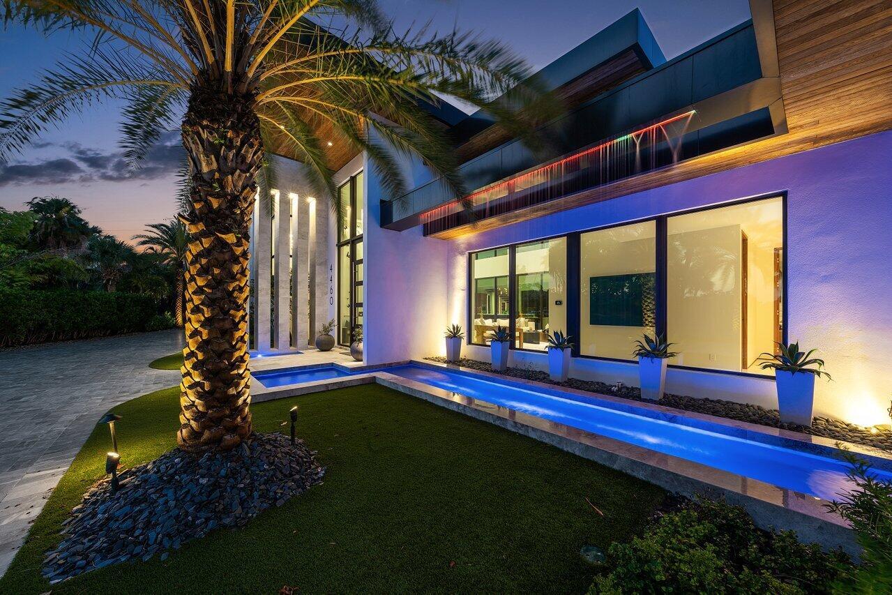 VENETIAN ISLES 3RD SEC - Residential