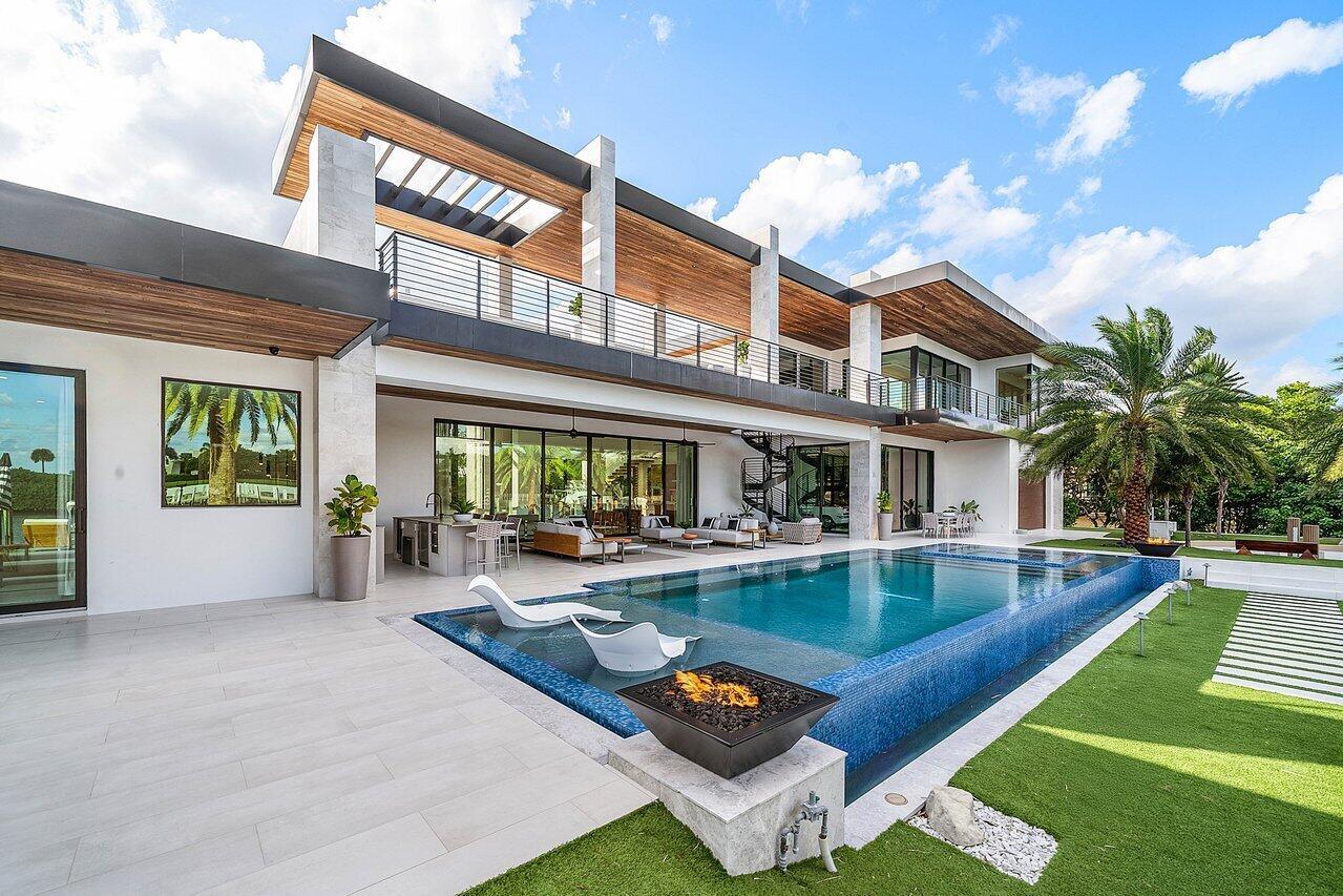 VENETIAN ISLES 3RD SEC - Residential