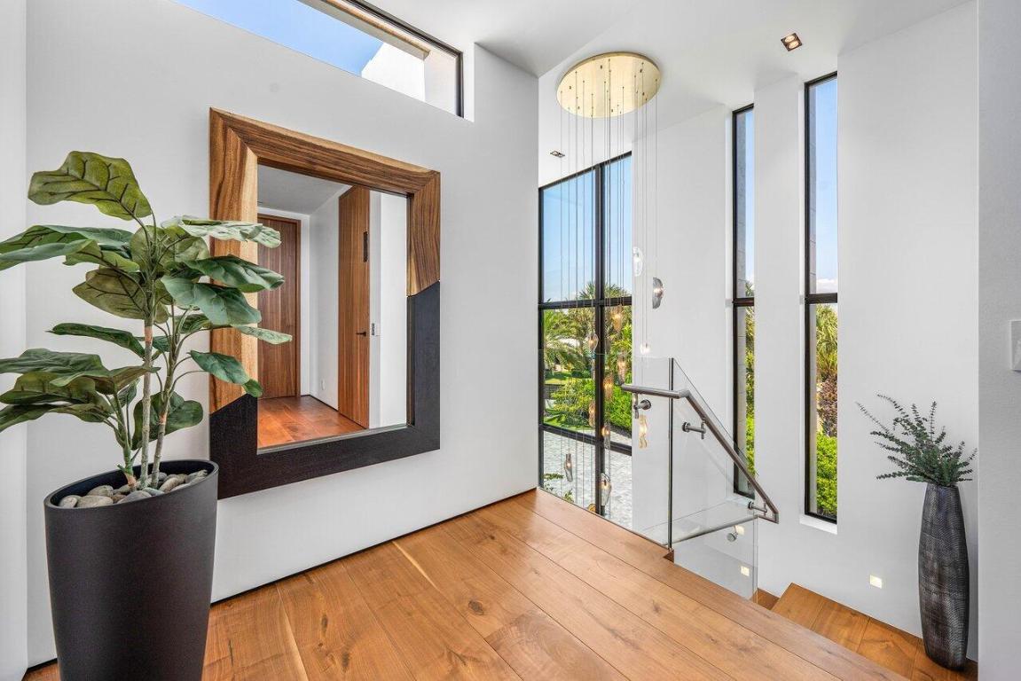 VENETIAN ISLES 3RD SEC - Residential