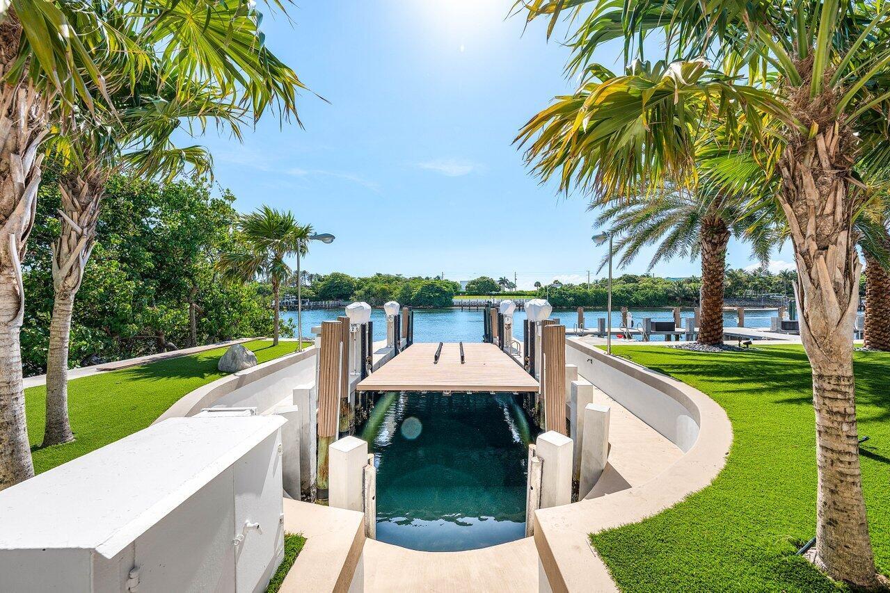 VENETIAN ISLES 3RD SEC - Residential