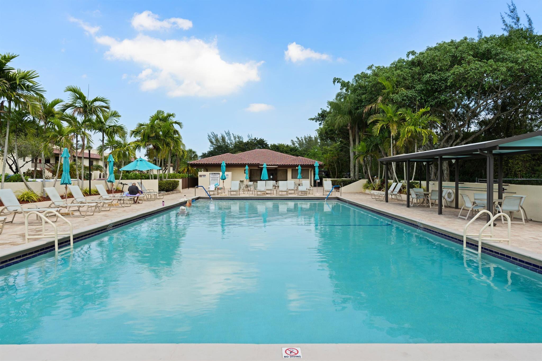 GLADES OF BOCA LAGO CONDO - Residential
