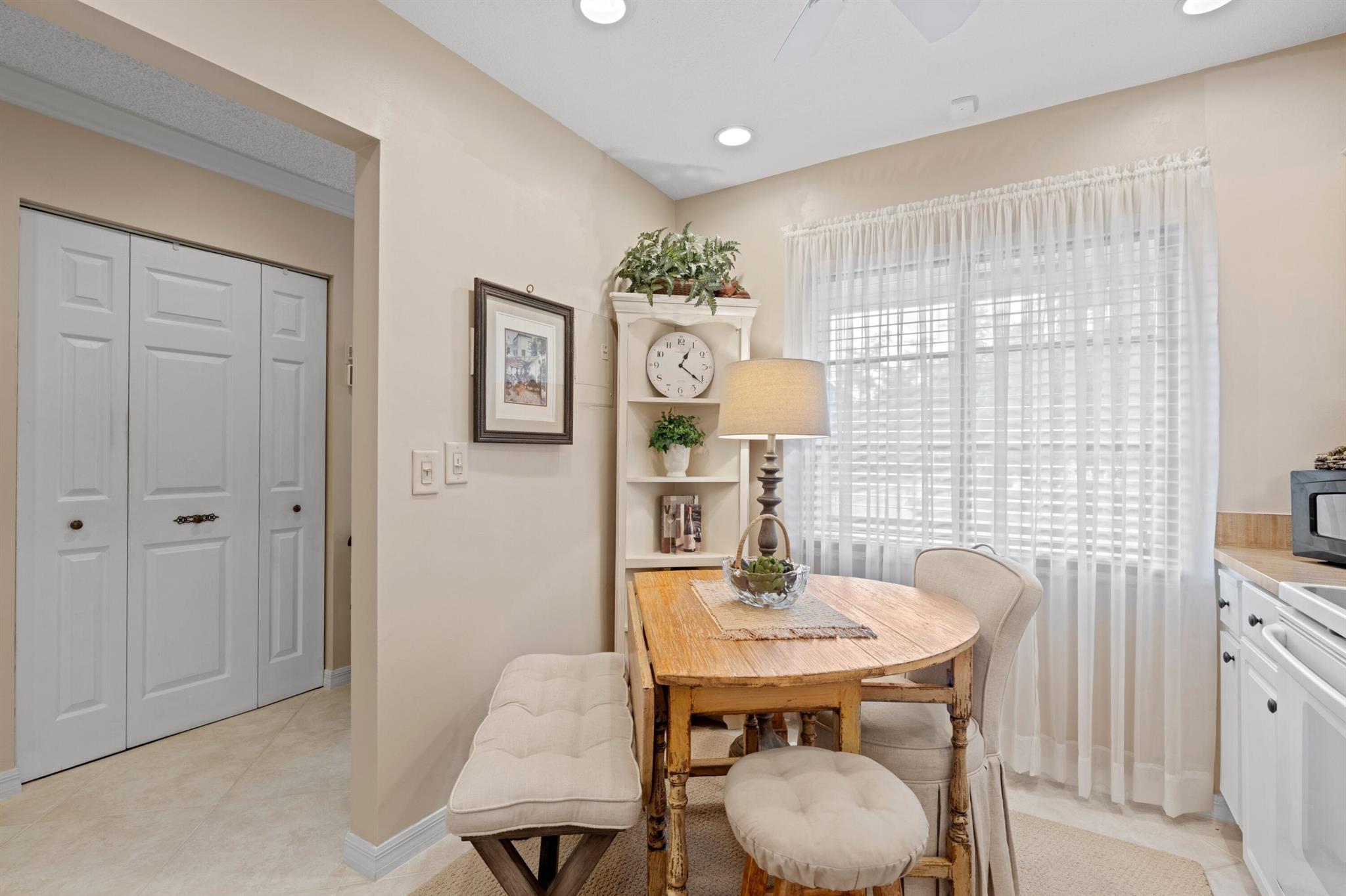 GLADES OF BOCA LAGO CONDO - Residential