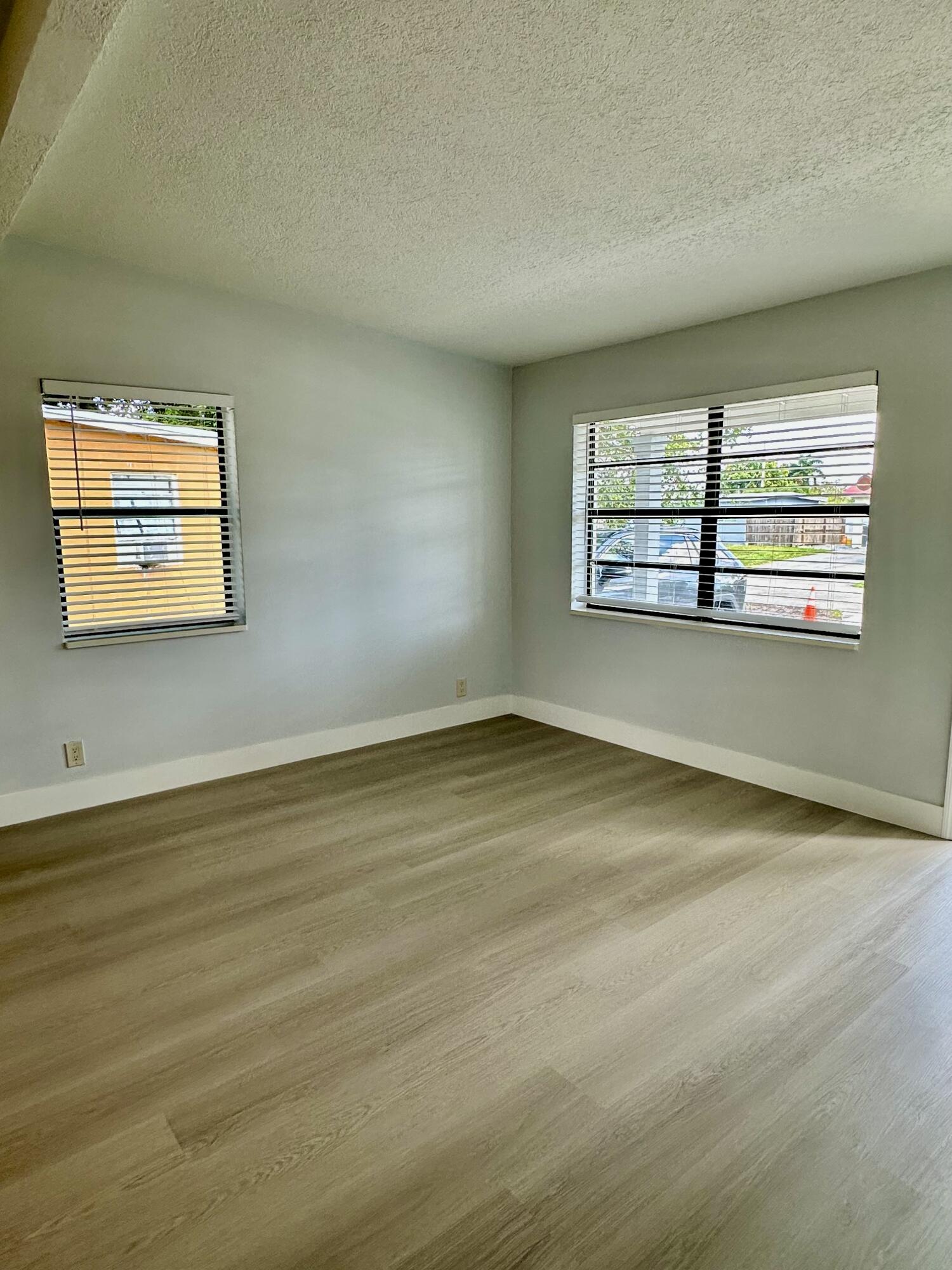FOREST HILL VILLAGE 1 - Residential