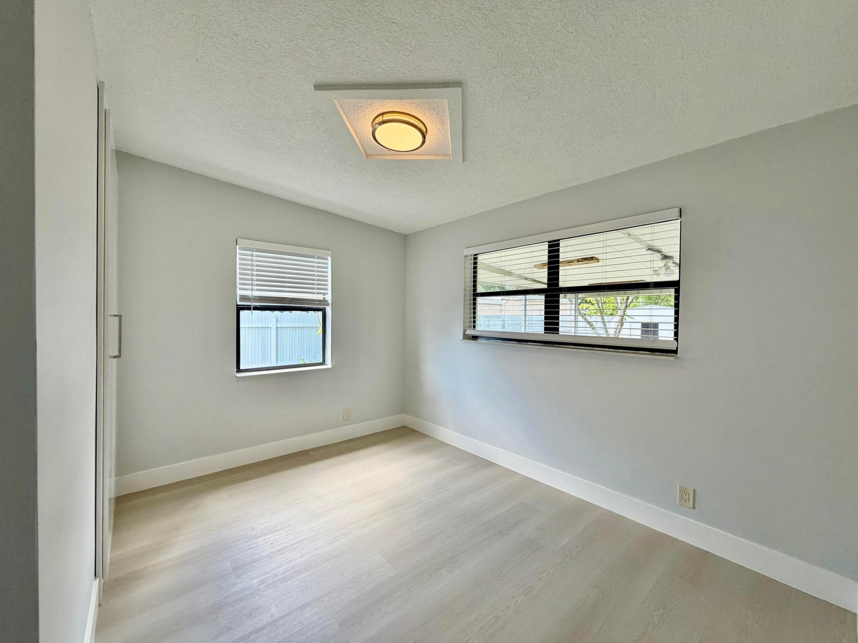 FOREST HILL VILLAGE 1 - Residential