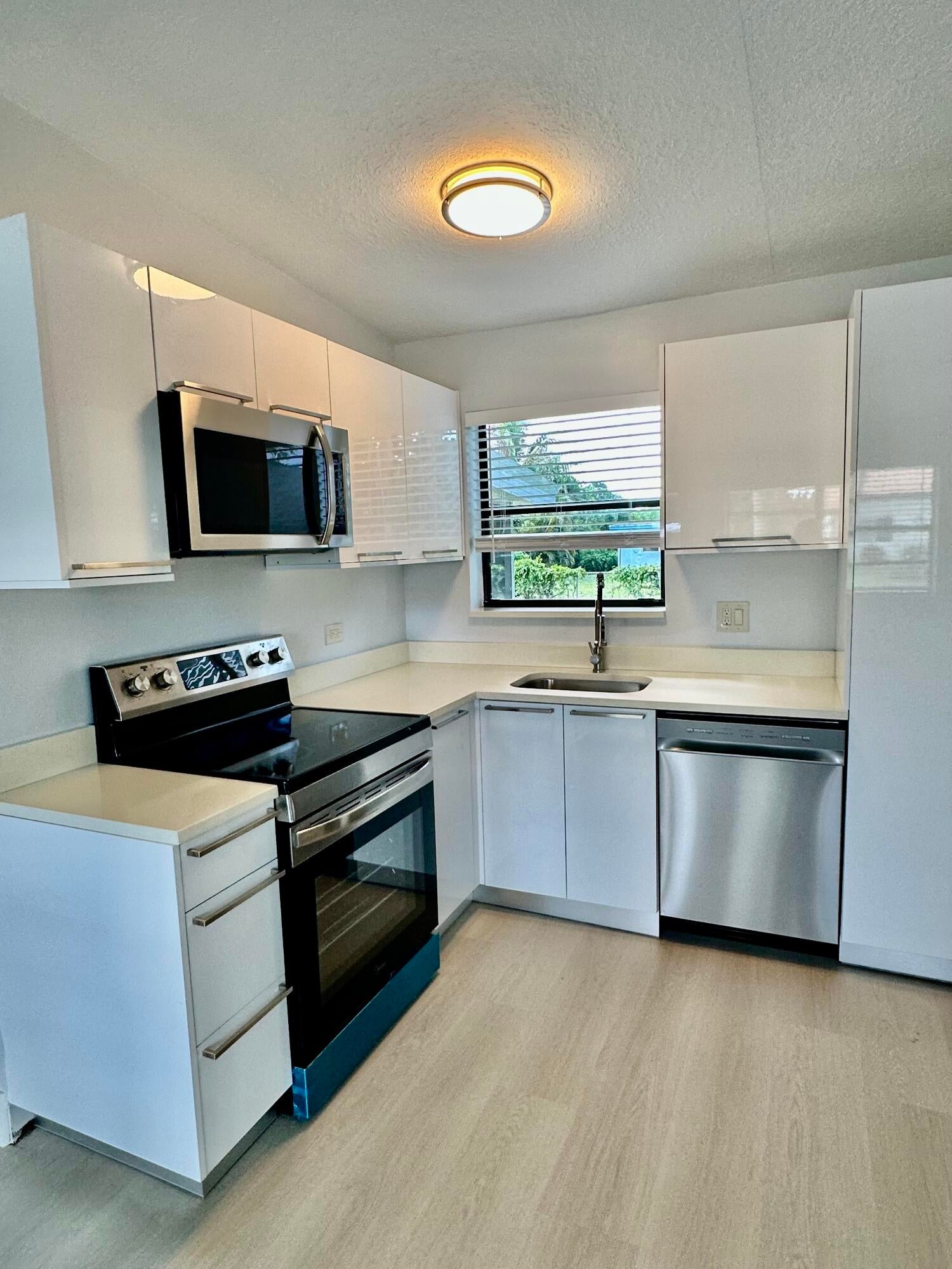 FOREST HILL VILLAGE 1 - Residential
