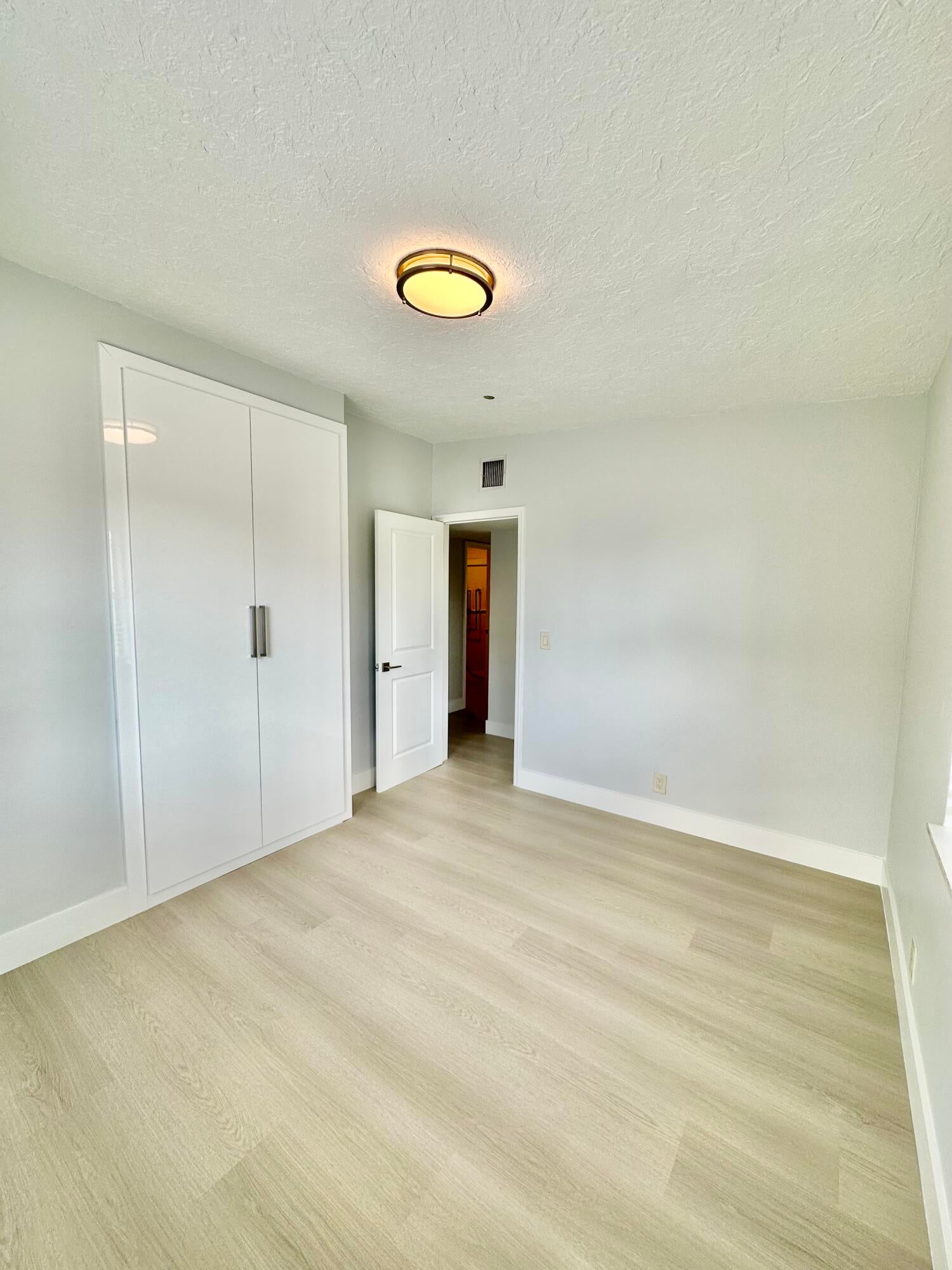 FOREST HILL VILLAGE 1 - Residential