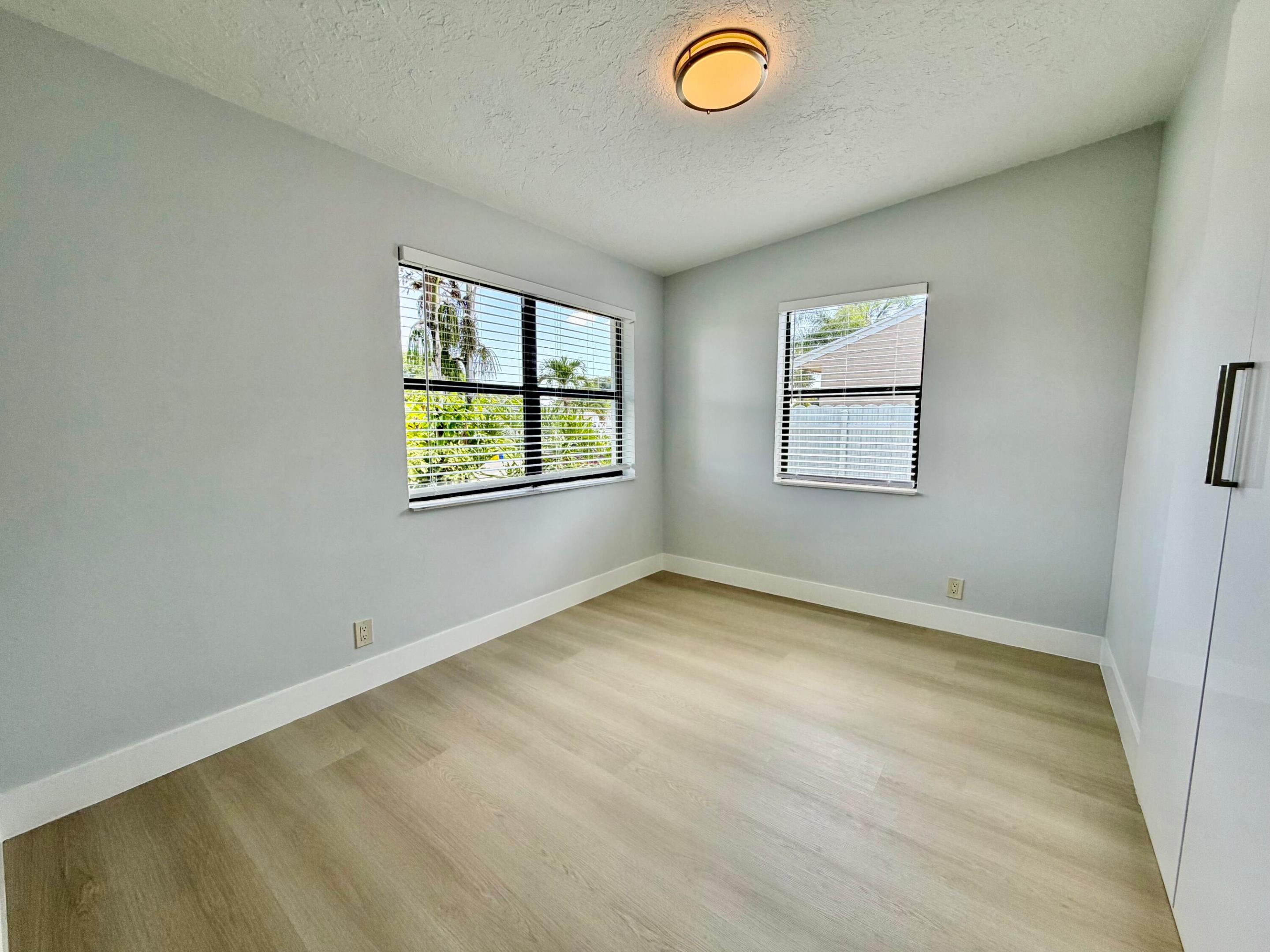 FOREST HILL VILLAGE 1 - Residential
