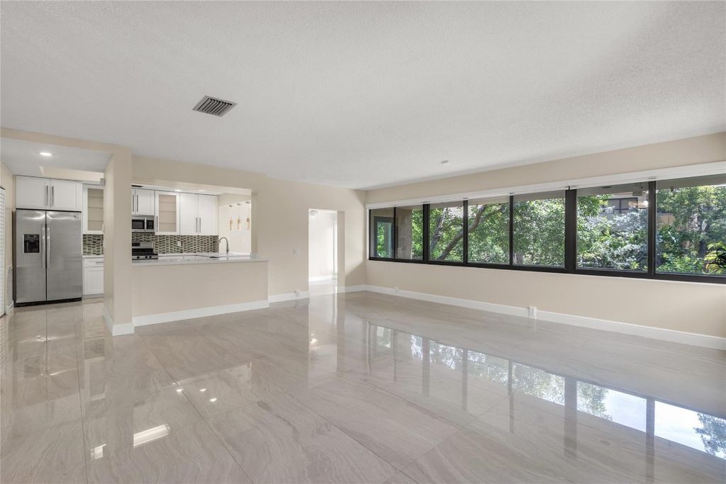 Photo of 784 Saint Albans Drive, Boca Raton, FL 33486 (MLS # F10458908)