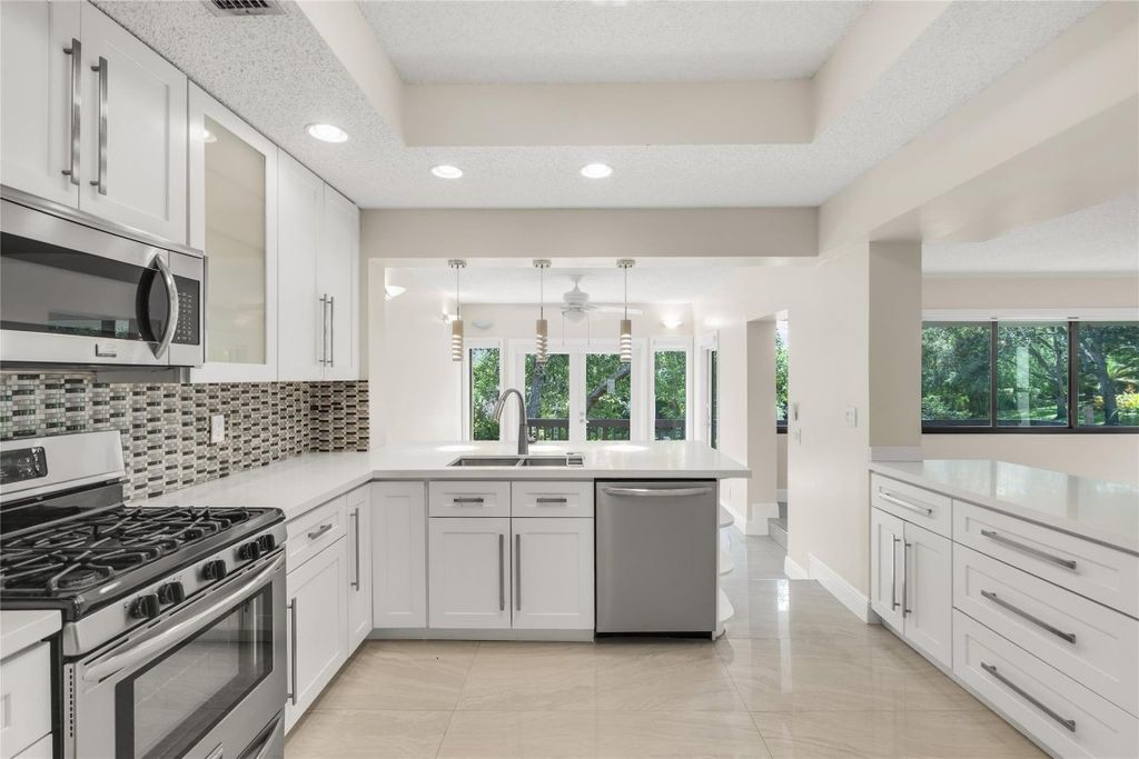 Photo of 784 Saint Albans Drive, Boca Raton, FL 33486 (MLS # F10458908)