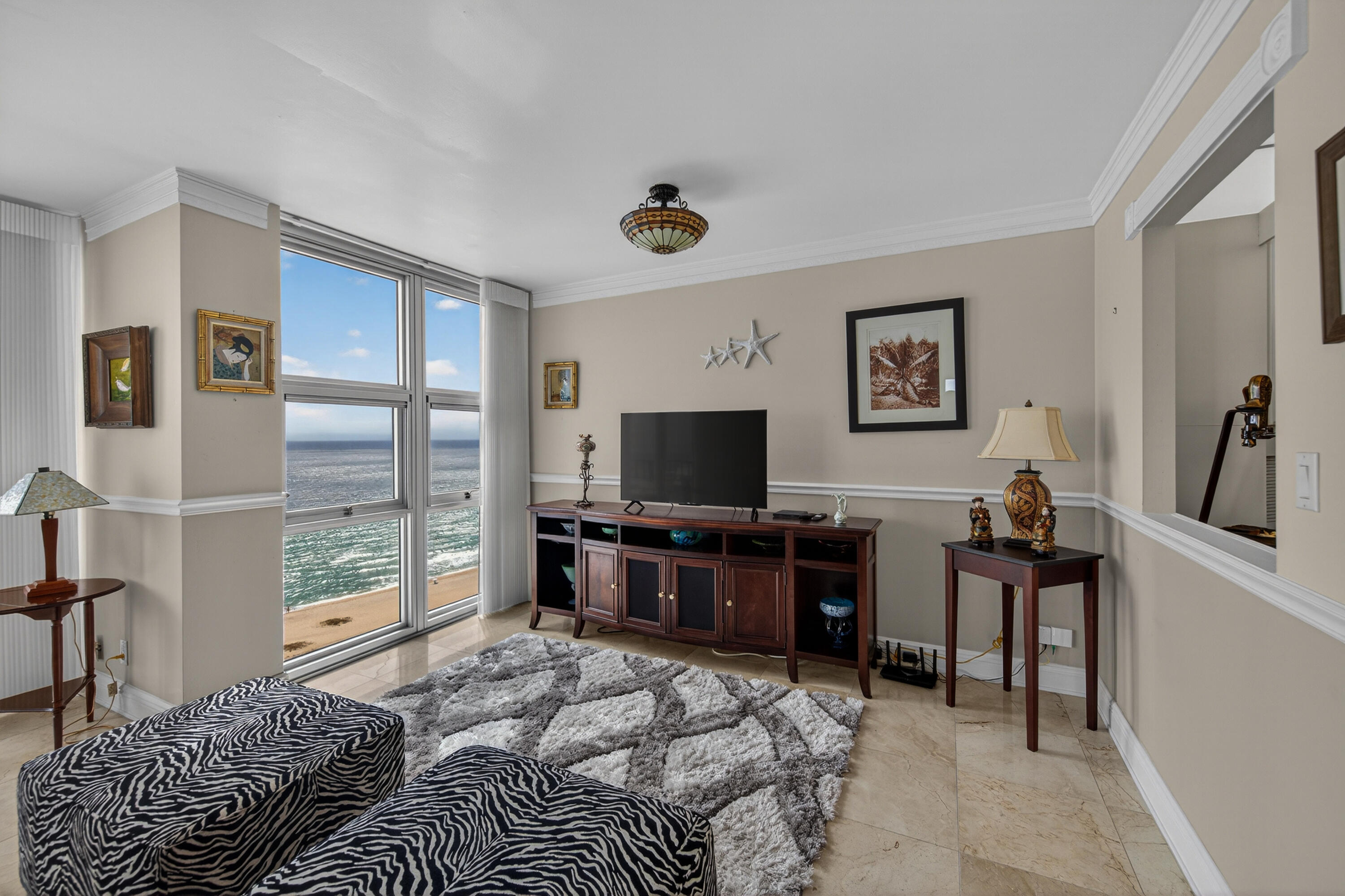 SILVER THATCH ATLANTIC PLAZA - Residential