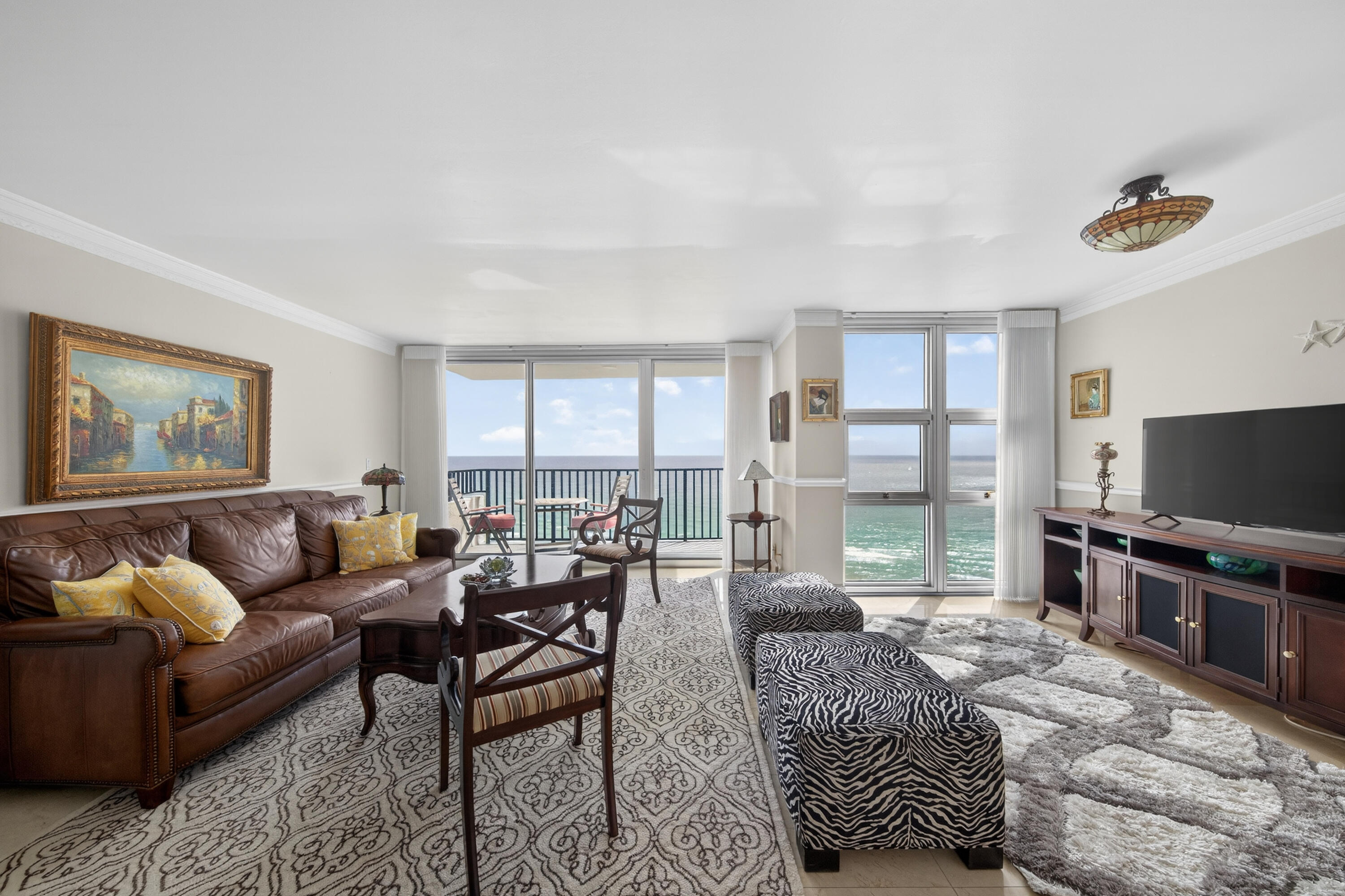 SILVER THATCH ATLANTIC PLAZA - Residential