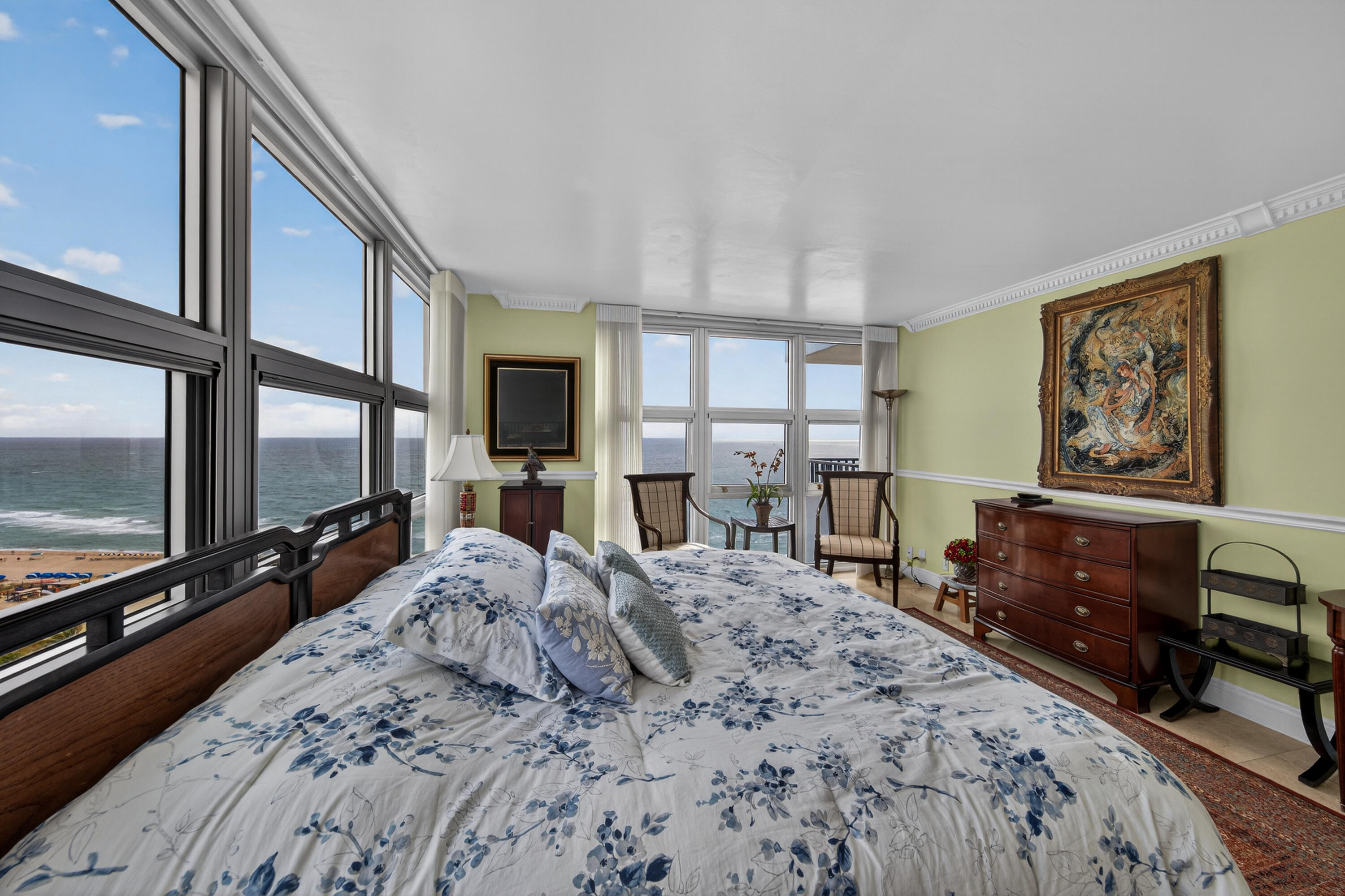 SILVER THATCH ATLANTIC PLAZA - Residential