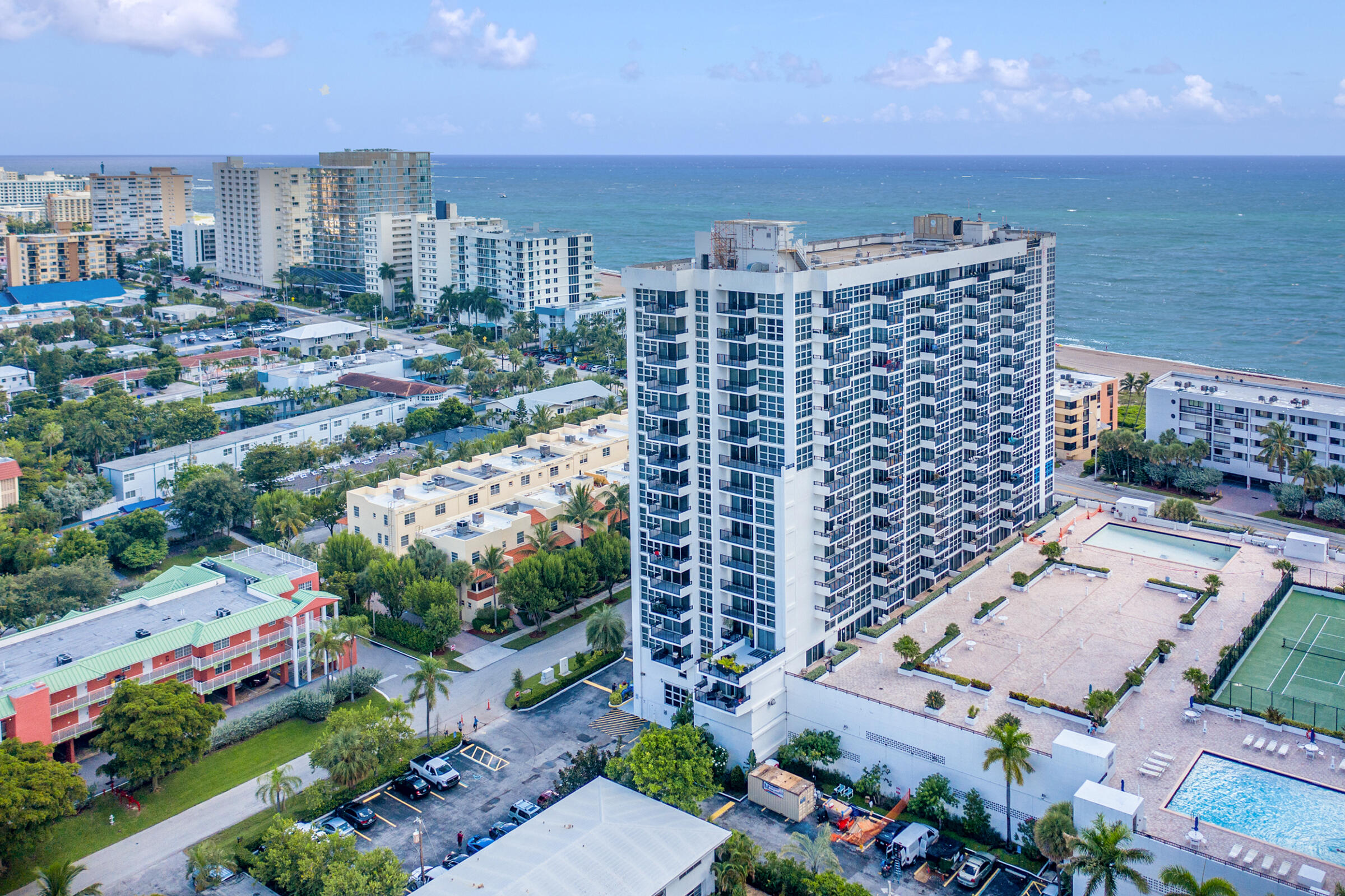 531 N Ocean Boulevard 1811