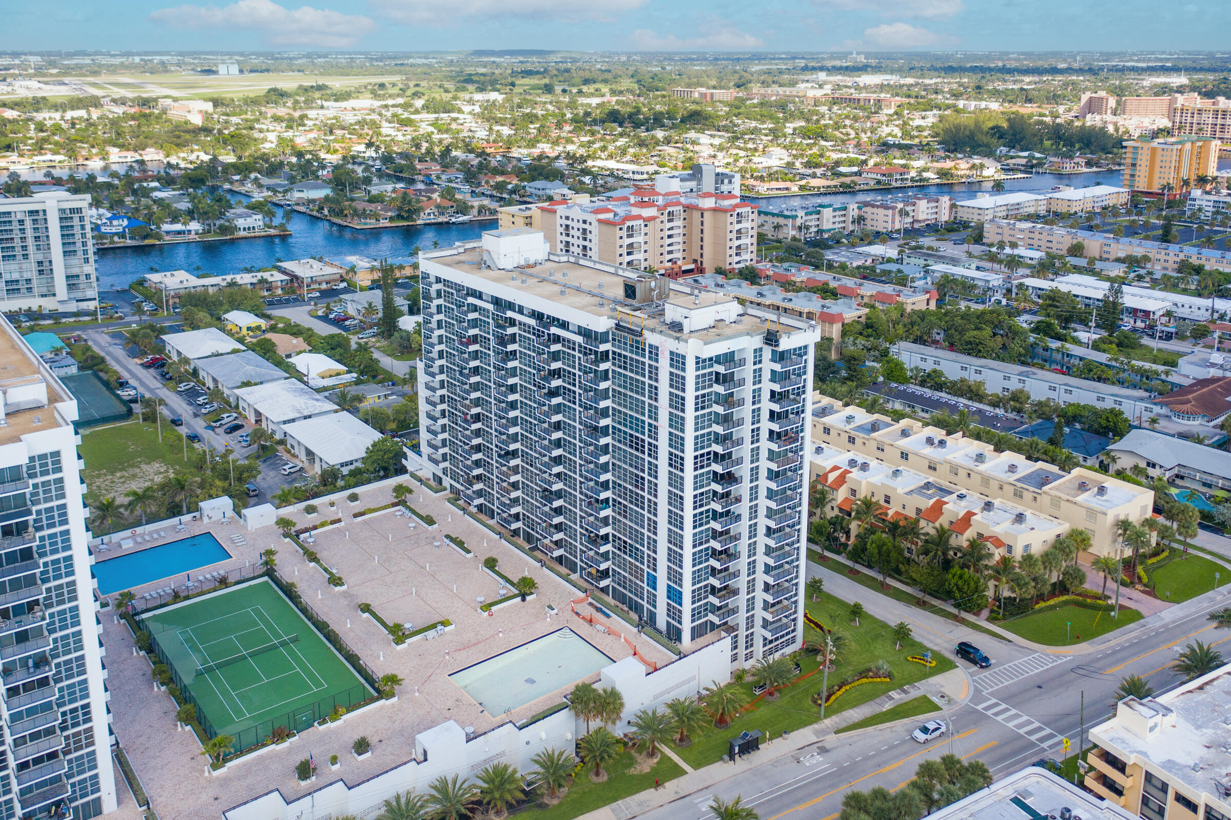 SILVER THATCH ATLANTIC PLAZA - Residential