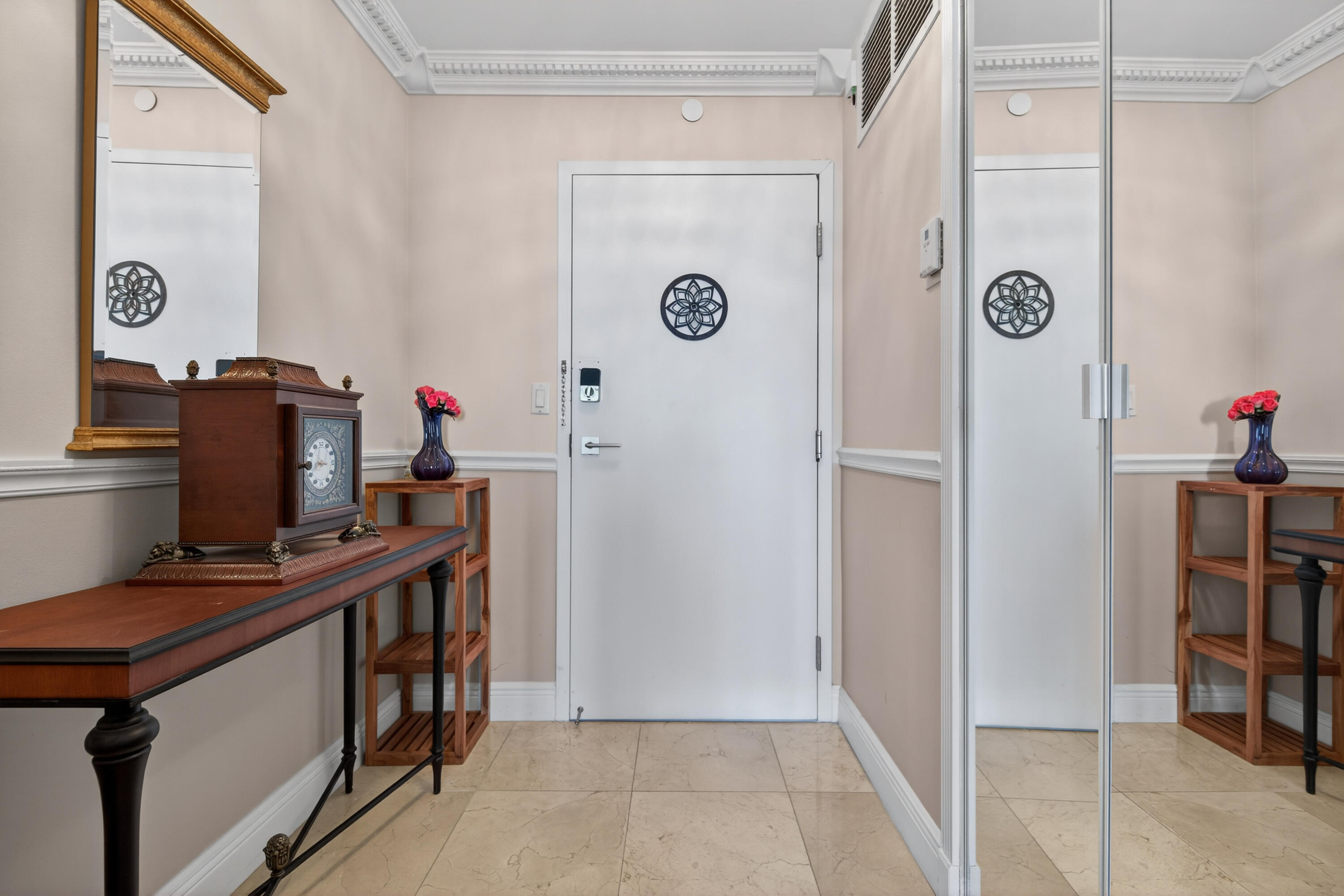 SILVER THATCH ATLANTIC PLAZA - Residential