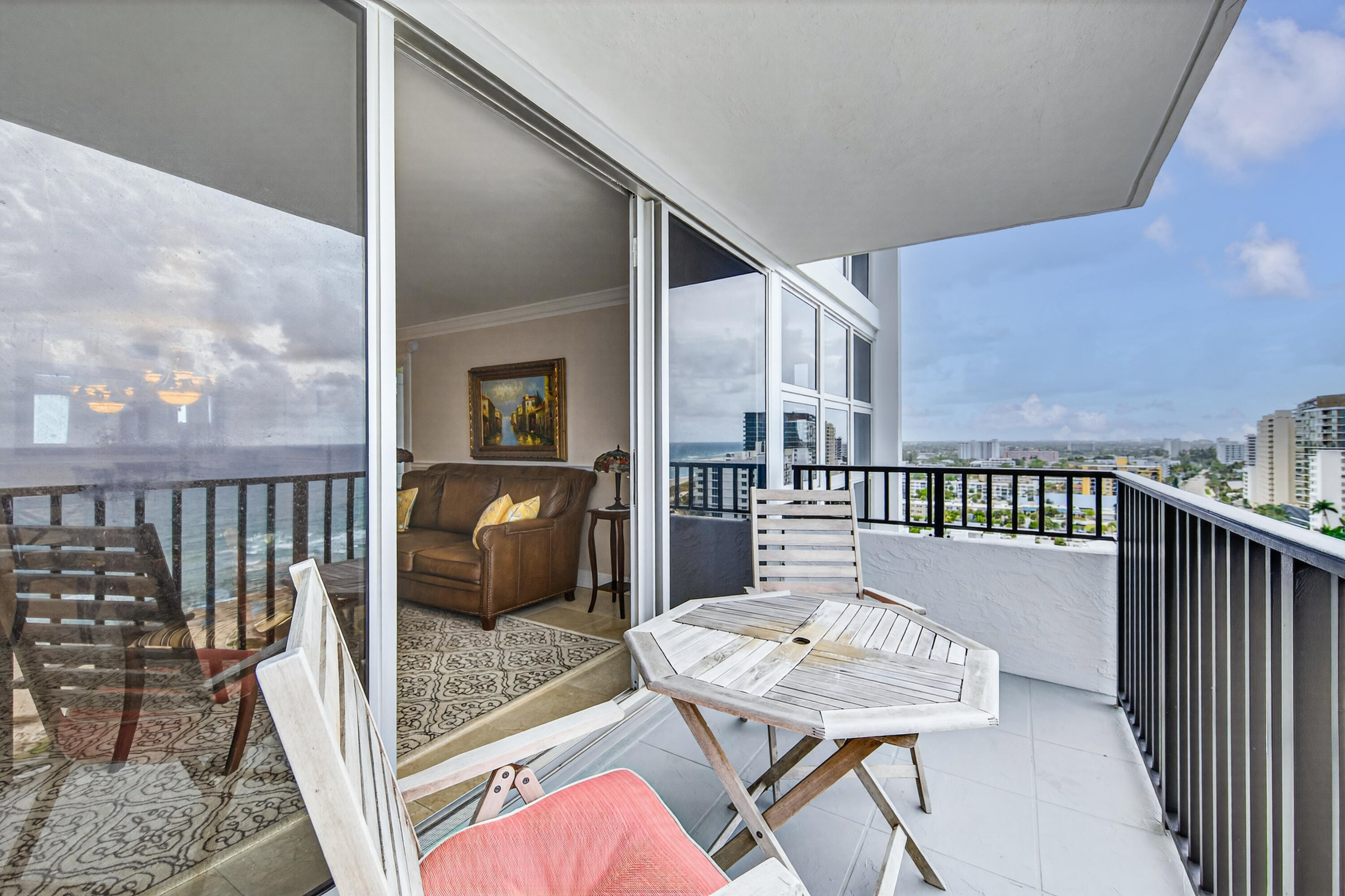 SILVER THATCH ATLANTIC PLAZA - Residential