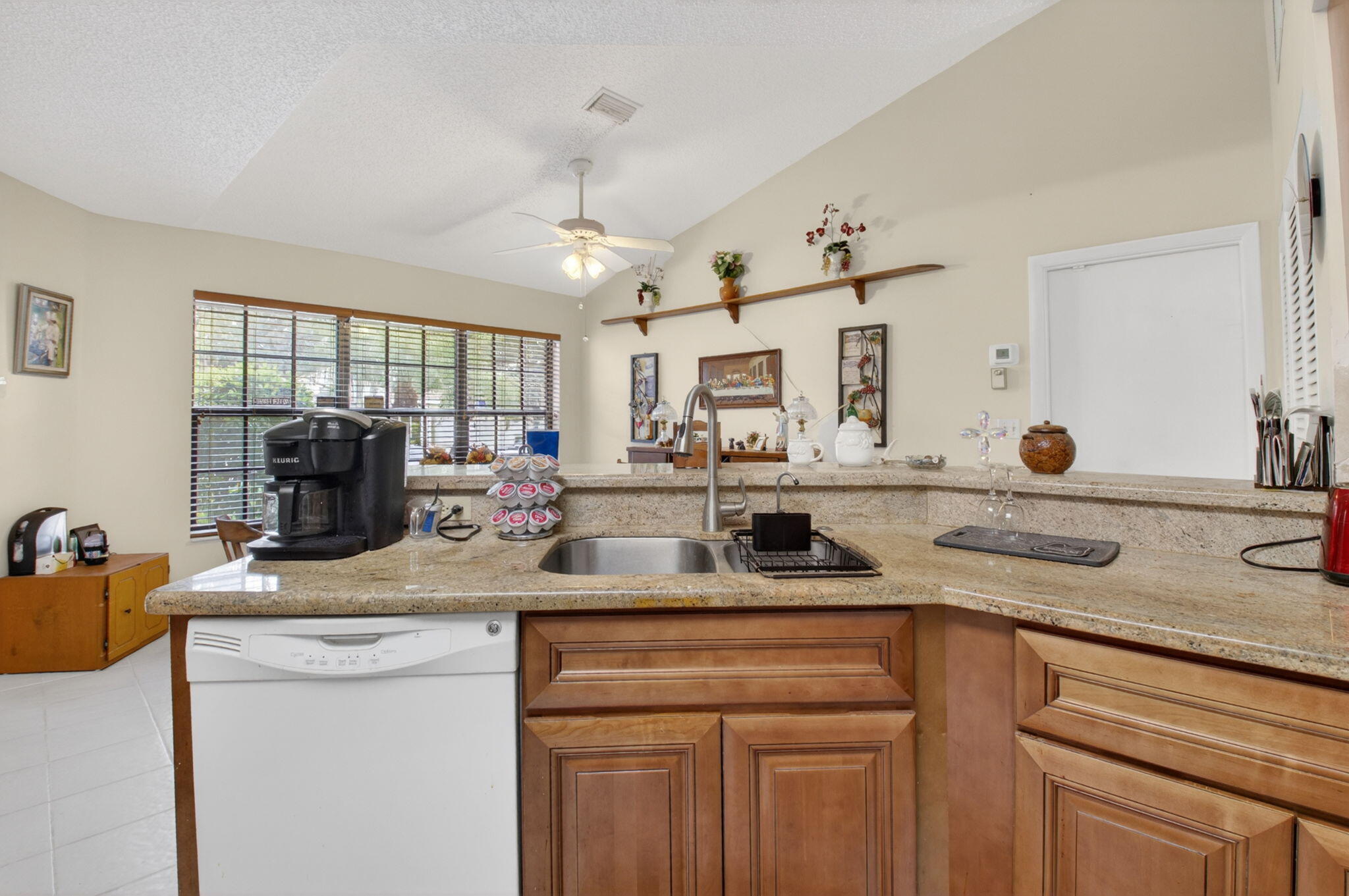 BRIGHTON LAKES - Residential