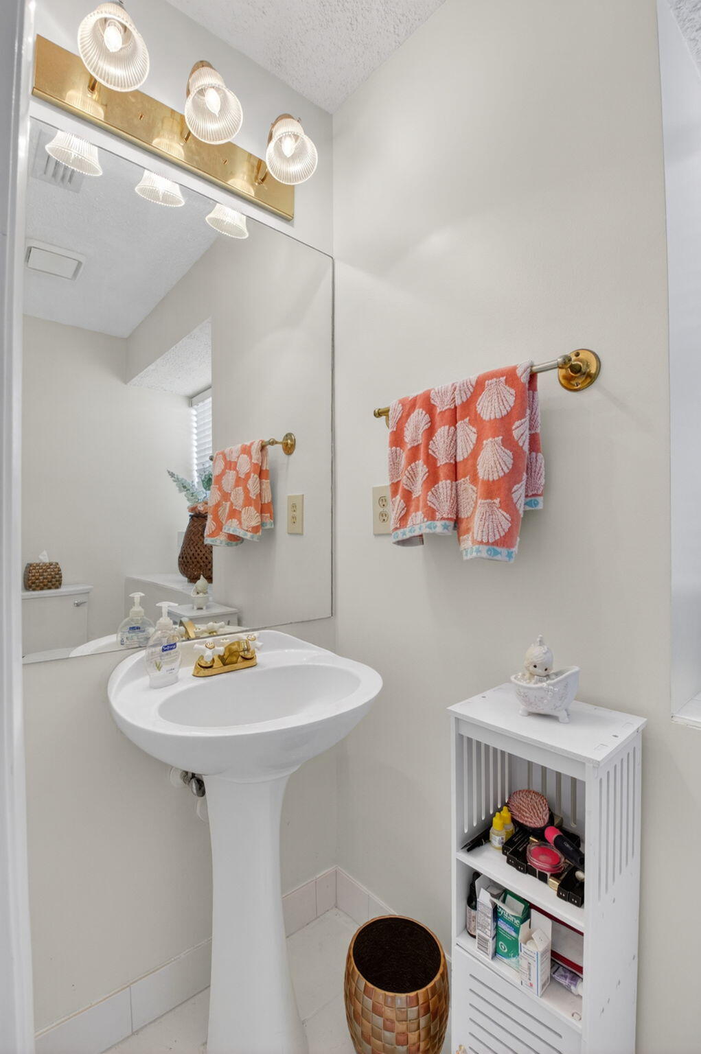 BRIGHTON LAKES - Residential
