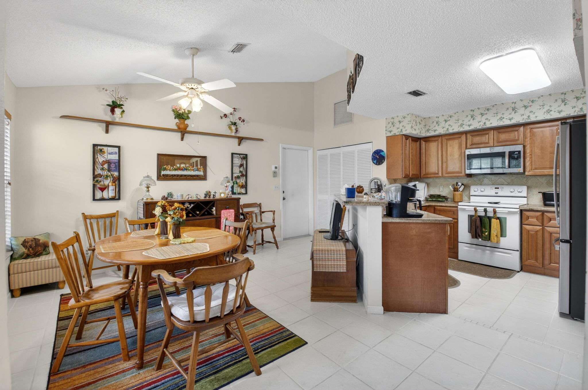 BRIGHTON LAKES - Residential