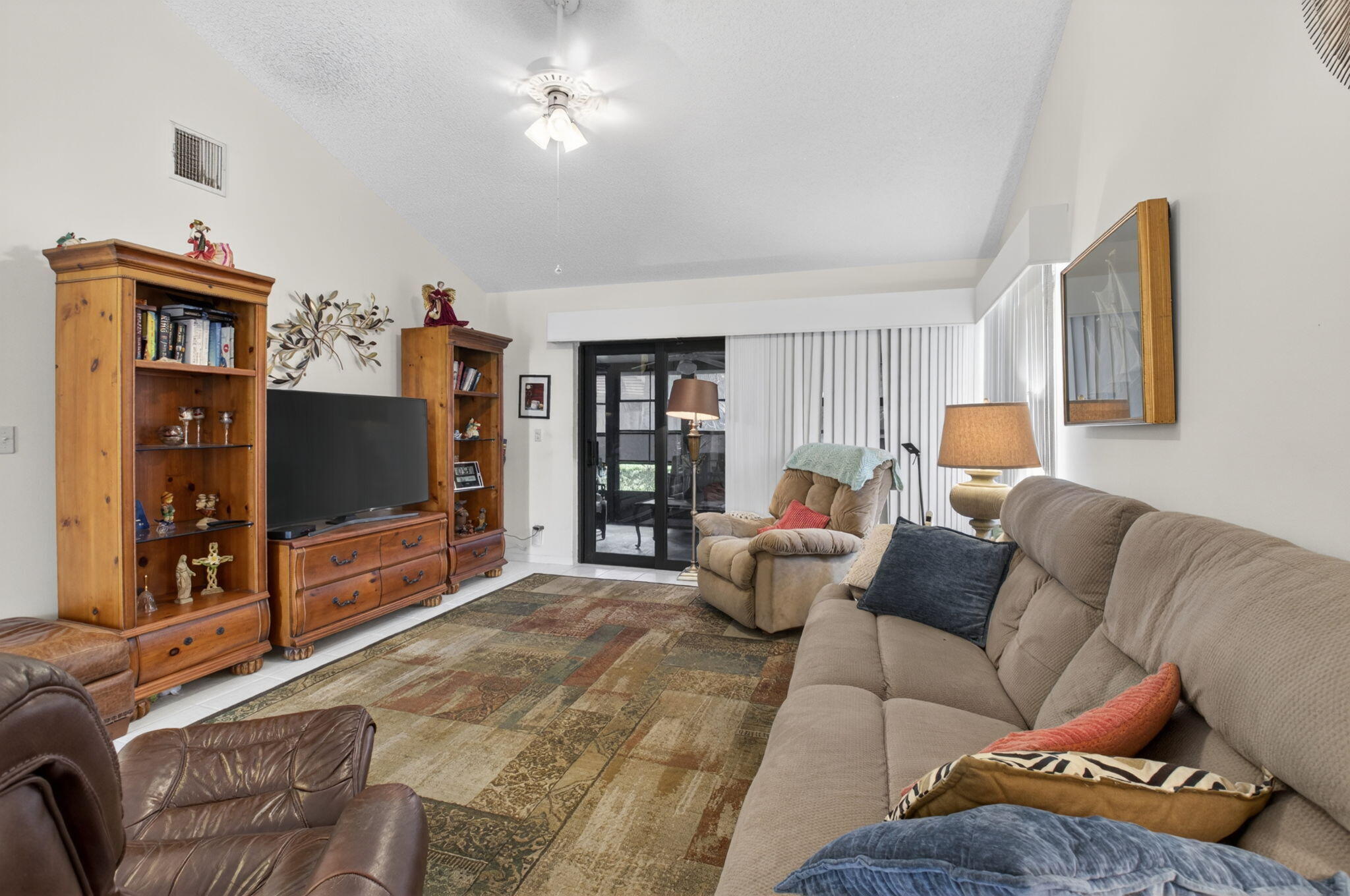 BRIGHTON LAKES - Residential
