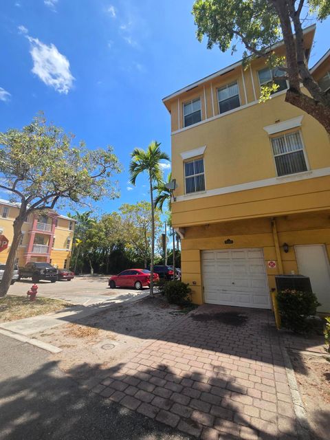 A home in Royal Palm Beach