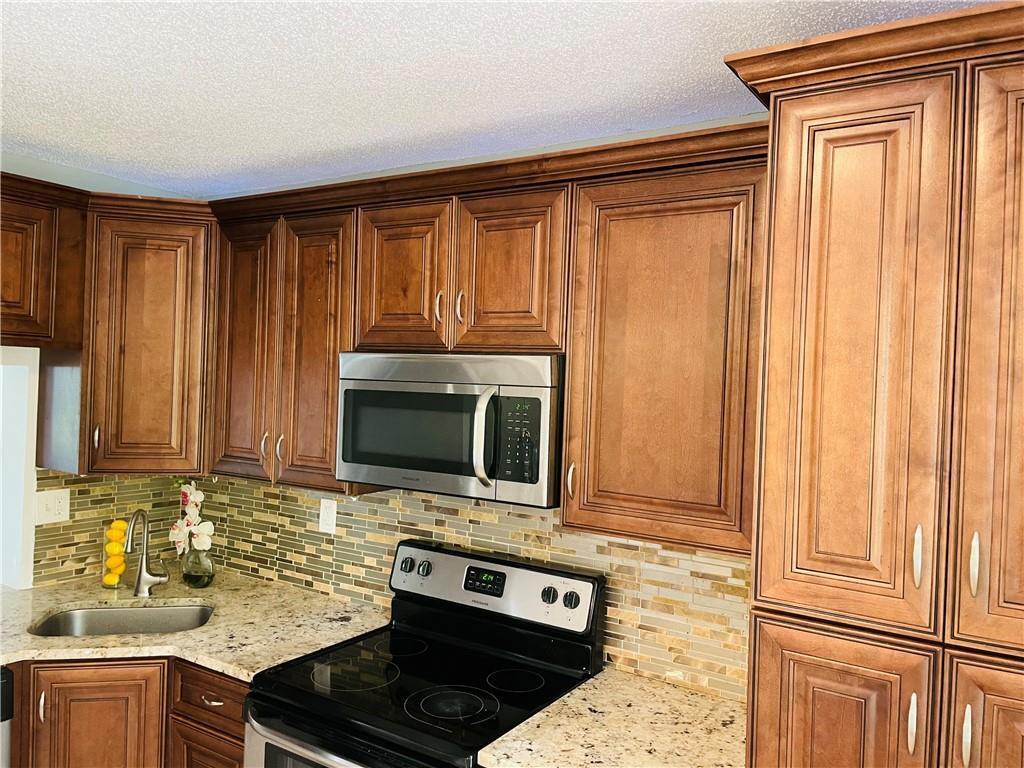 2900 NW 42nd Avenue A103