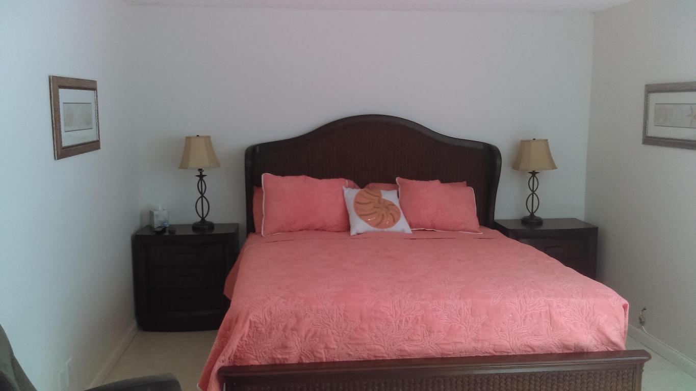 LAVERS DELRAY RACQUET CLUB CONDO - Residential Lease