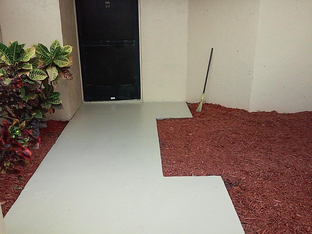 LAVERS DELRAY RACQUET CLUB CONDO - Residential Lease