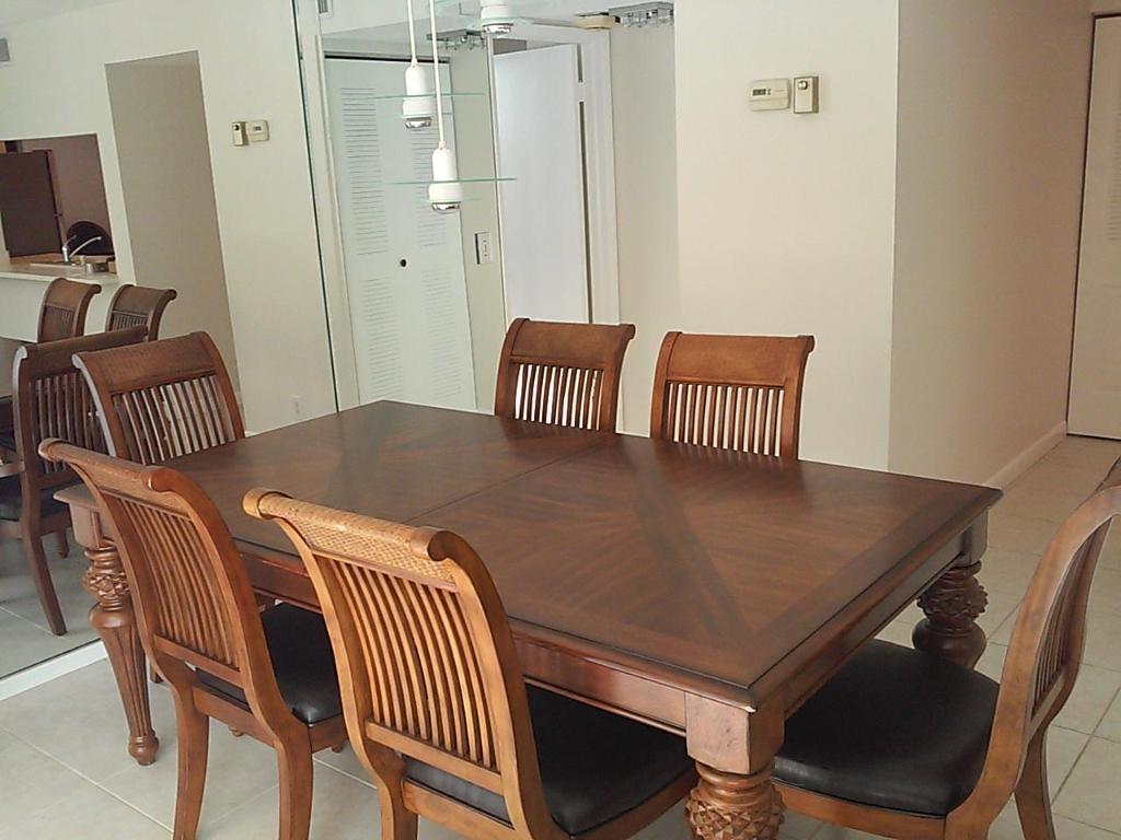 LAVERS DELRAY RACQUET CLUB CONDO - Residential Lease