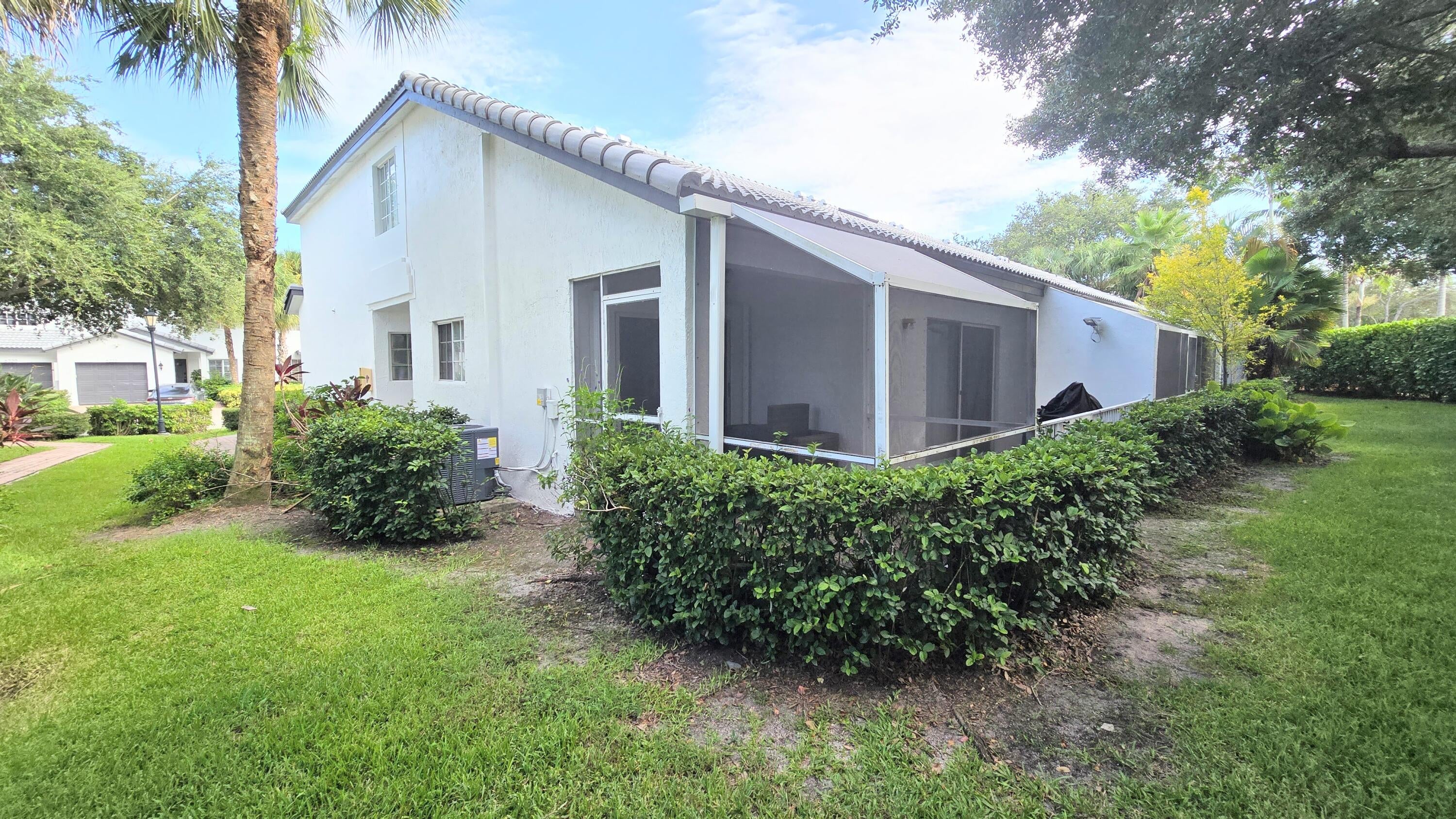 6241 NW 74th Court