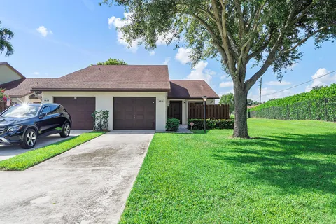 3840 Coco Loba Lane, Boynton Beach, FL MLS: R11075187