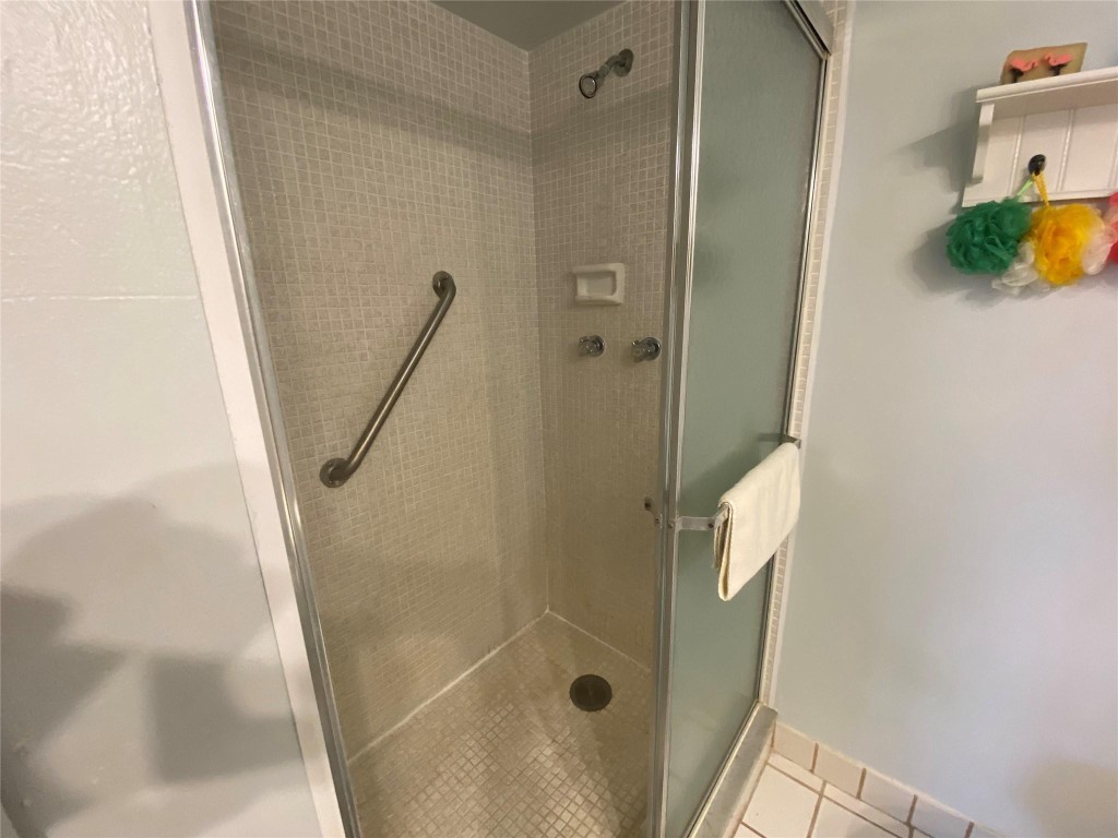 South Garden Condo - Residential