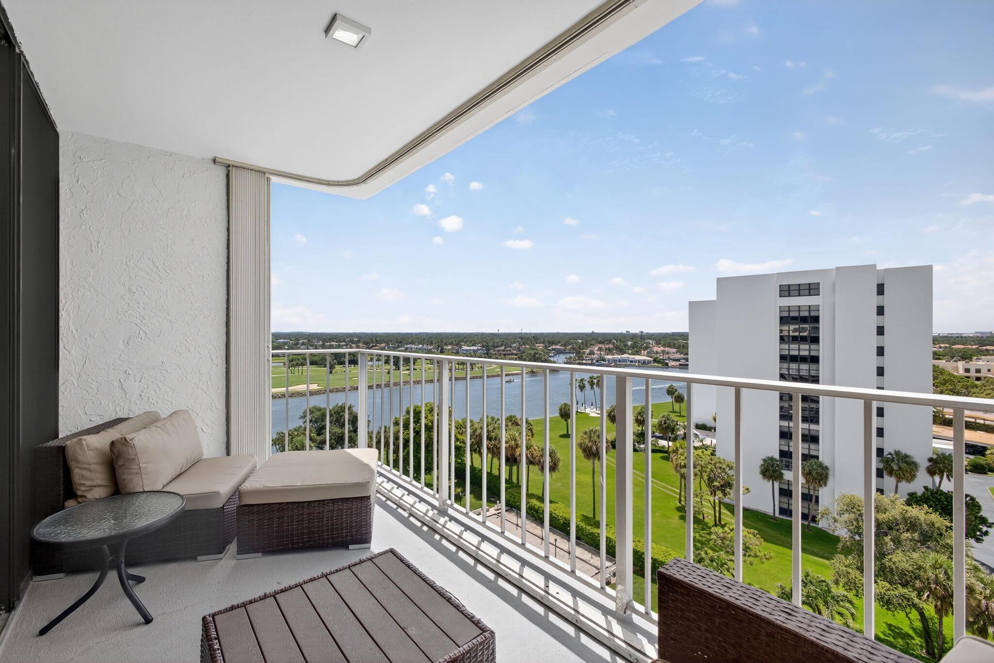 336 Golfview Road 1006