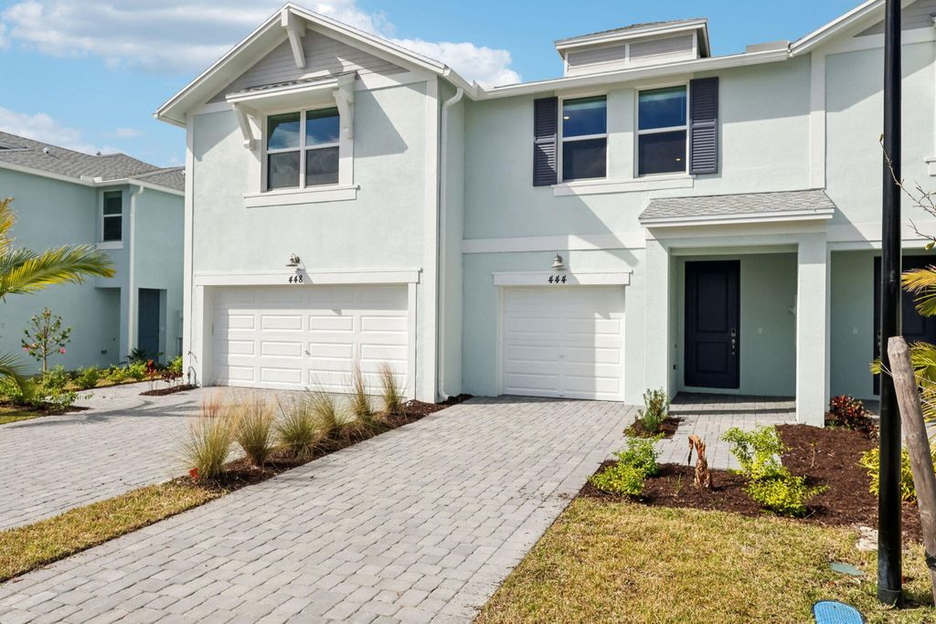 Photo of 444 Salisbury Circle, Fort Pierce, FL 34982 (MLS # R11061331)