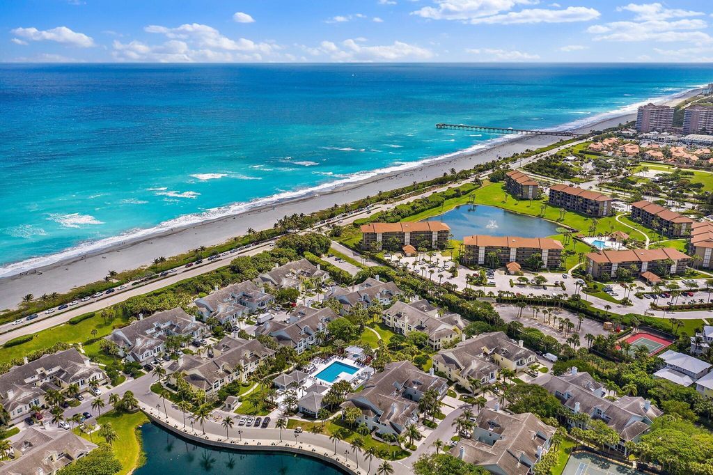 Photo of 1609 Mizzenmast Way, Jupiter, FL 33477 (MLS # R11034232)