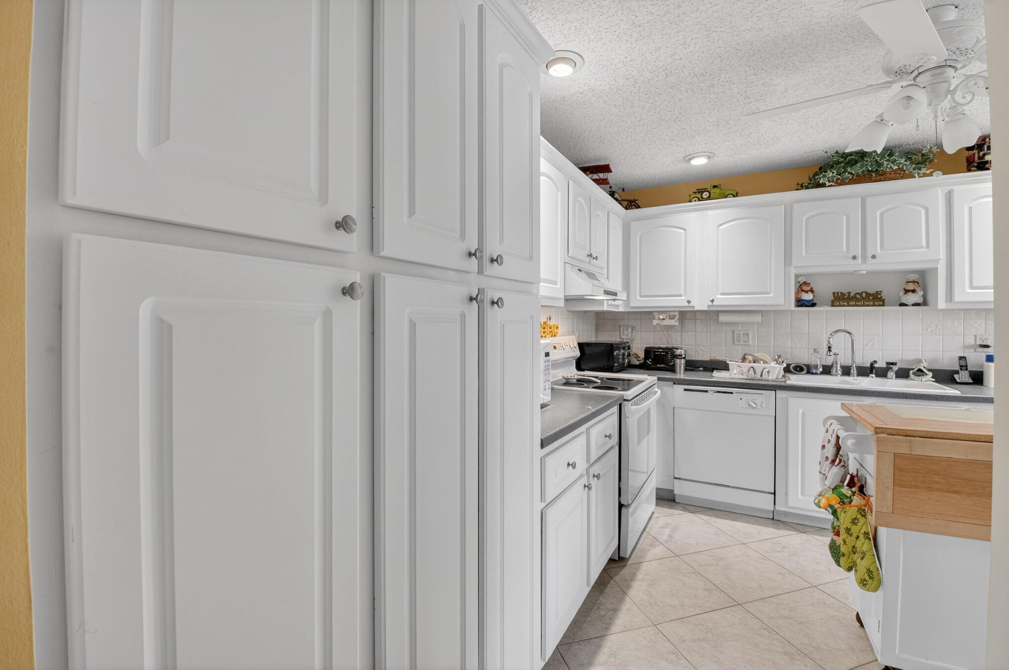 PINES OF DELRAY NORTH CONDO - Residential