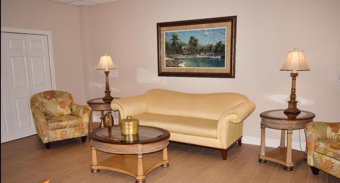 ISLAND DUNES CONDOMINIUM - Residential Lease