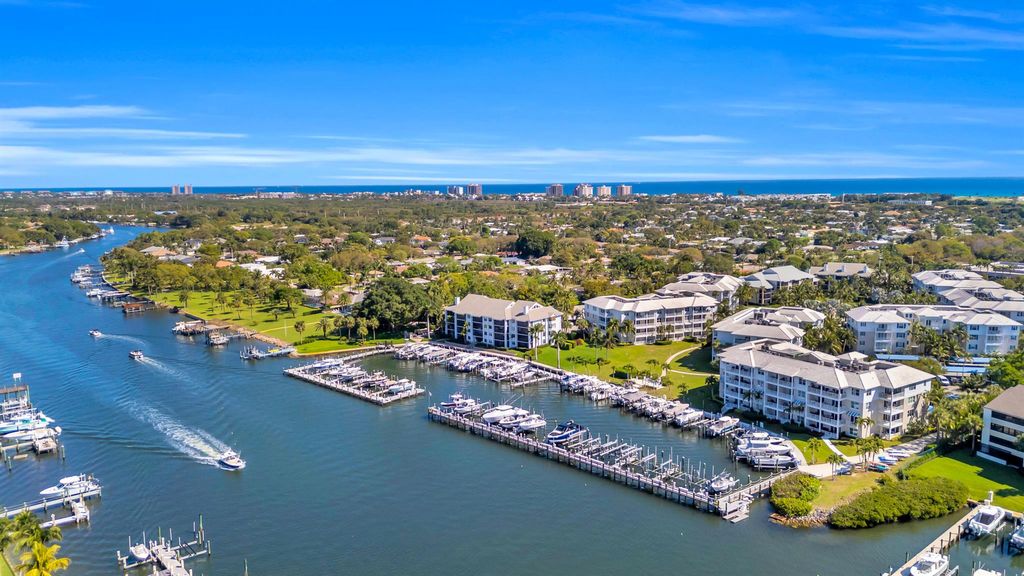 Photo of 1014 Bay Colony Drive, Juno Beach, FL 33408 (MLS # R11074963)